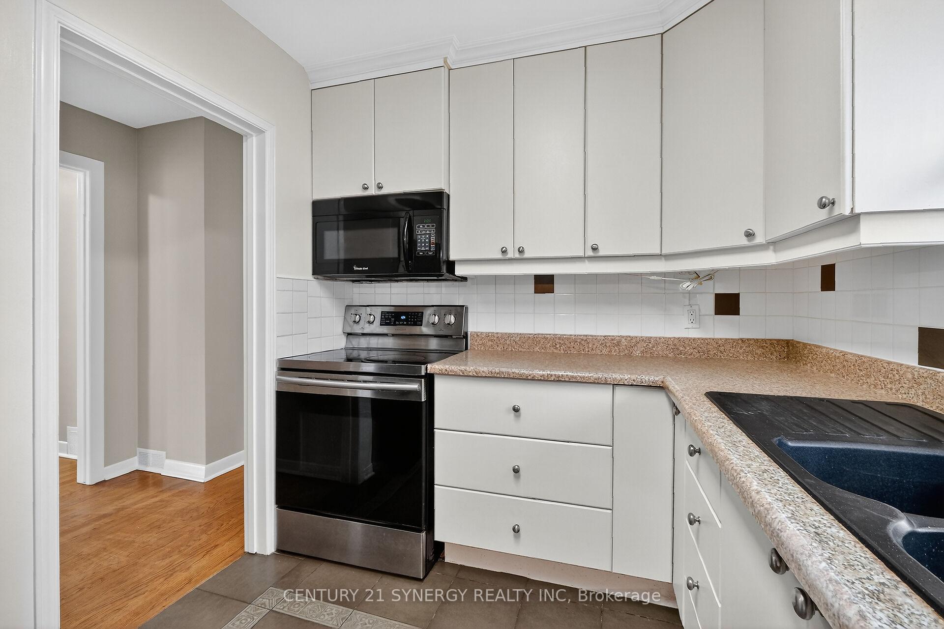 Photo 16 of 10 Pritchard Drive, Ottawa, Manordale — HOMEH