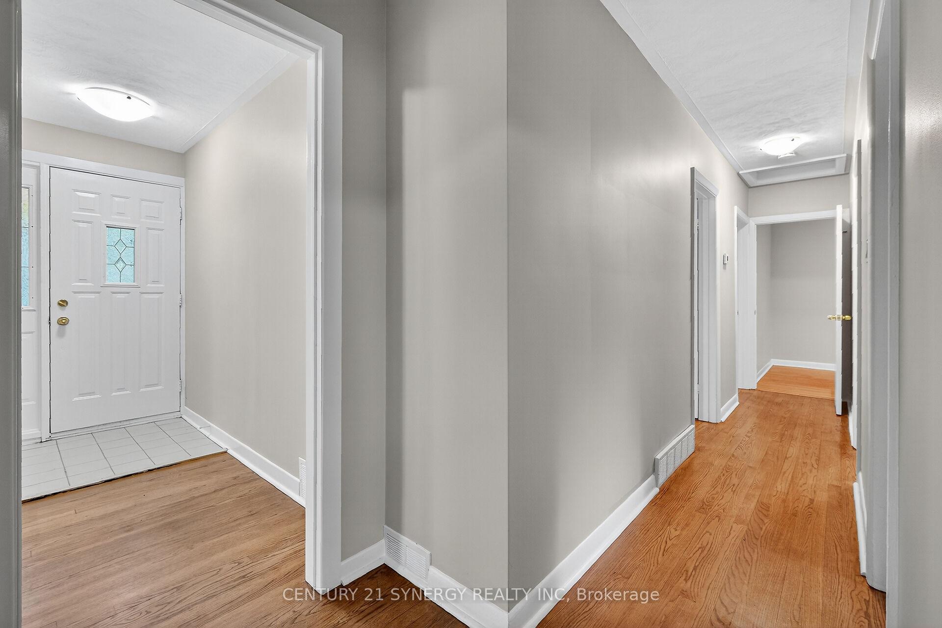 Photo 18 of 10 Pritchard Drive, Ottawa, Manordale — HOMEH