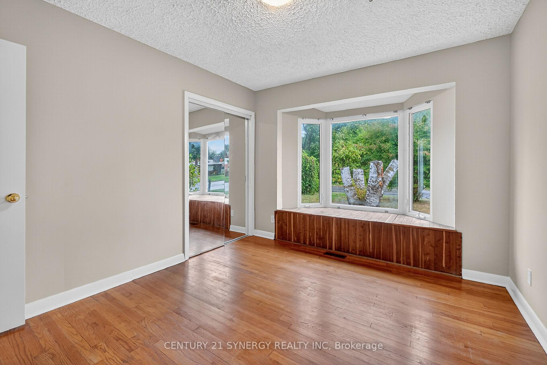 Photo 20 of 10 Pritchard Drive, Ottawa, Manordale — HOMEH