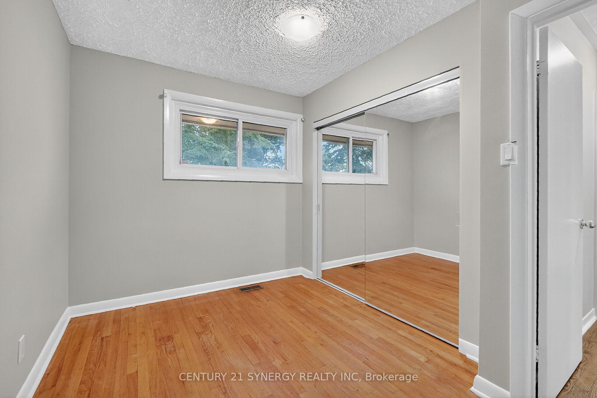 Photo 22 of 10 Pritchard Drive, Ottawa, Manordale — HOMEH