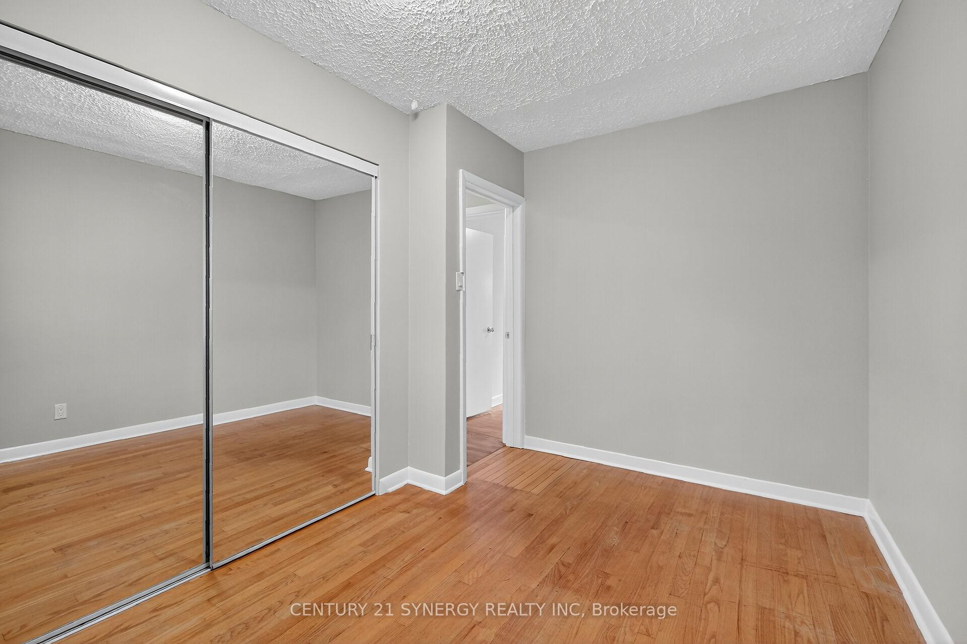 Photo 23 of 10 Pritchard Drive, Ottawa, Manordale — HOMEH