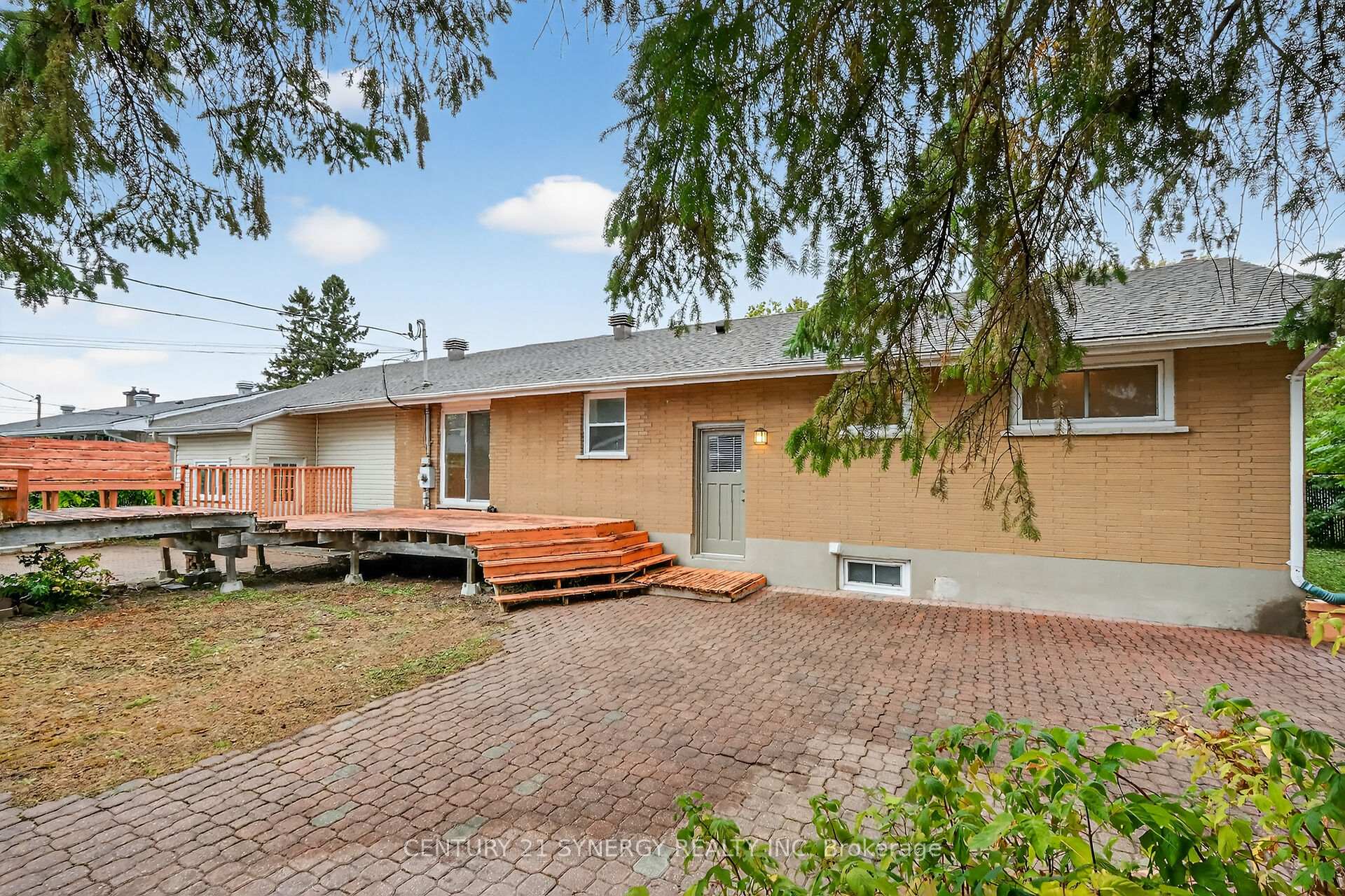 Photo 35 of 10 Pritchard Drive, Ottawa, Manordale — HOMEH