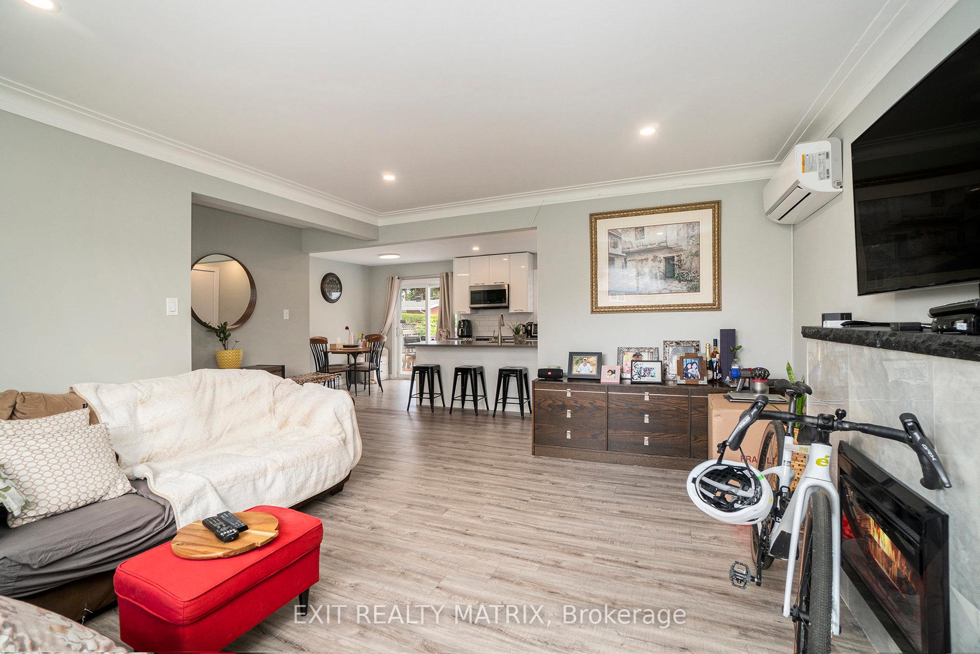 Photo 6 of Unit A, 9 Skipton Road, Ottawa, Manordale — HOMEH