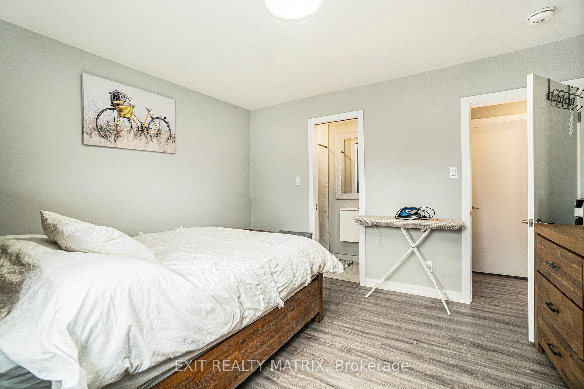 Photo 8 of Unit A, 9 Skipton Road, Ottawa, Manordale — HOMEH