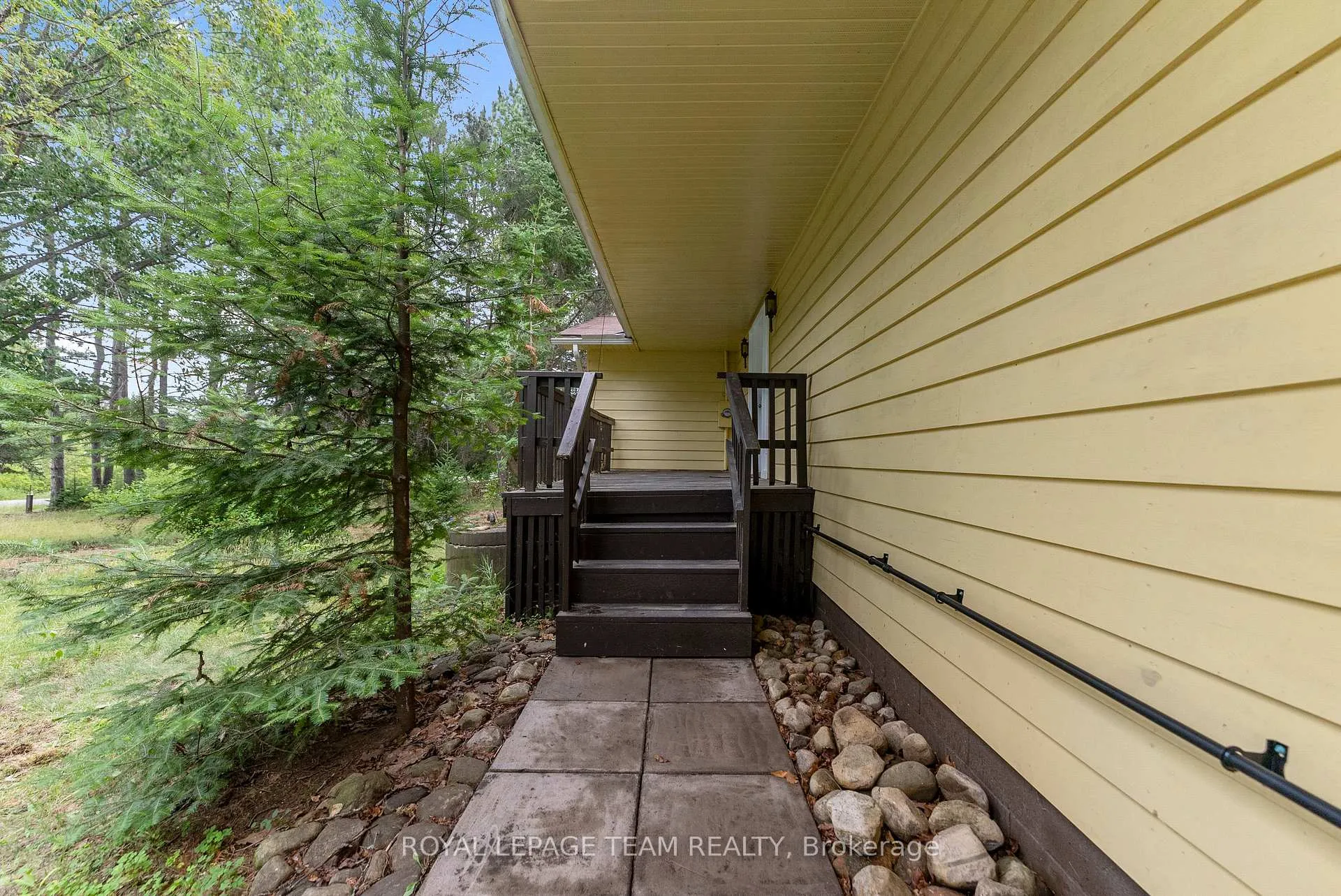 Photo 21 of 4 Murchison Road, South Algonquin — HOMEH