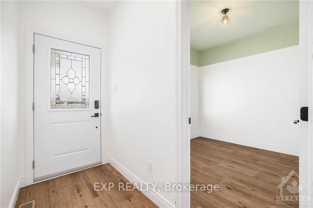 Photo 2 of 302 Forestview Crescent, Renfrew — HOMEH