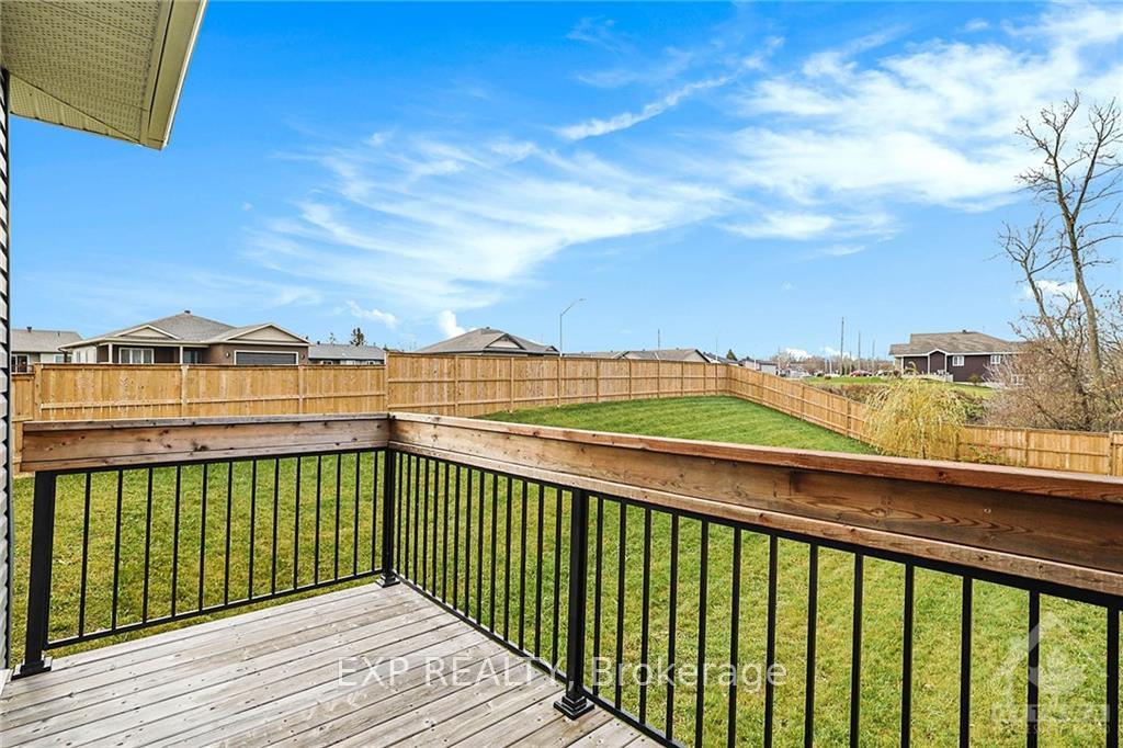 Photo 19 of 302 Forestview Crescent, Renfrew — HOMEH