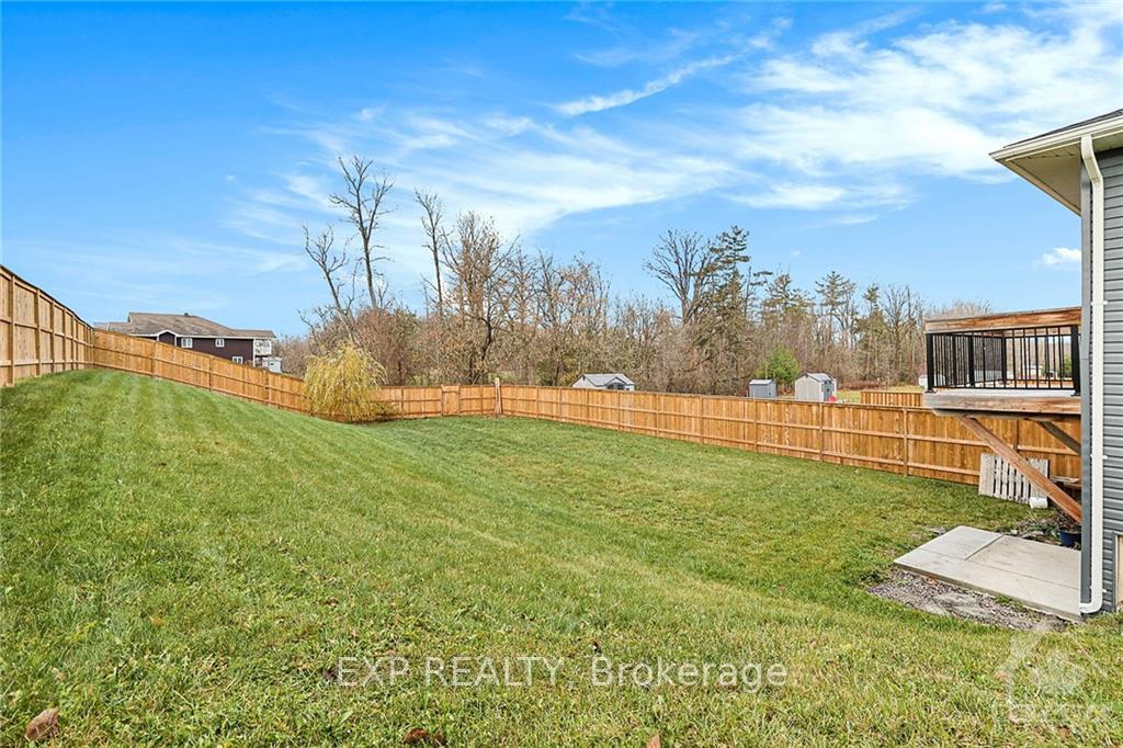 Photo 20 of 302 Forestview Crescent, Renfrew — HOMEH