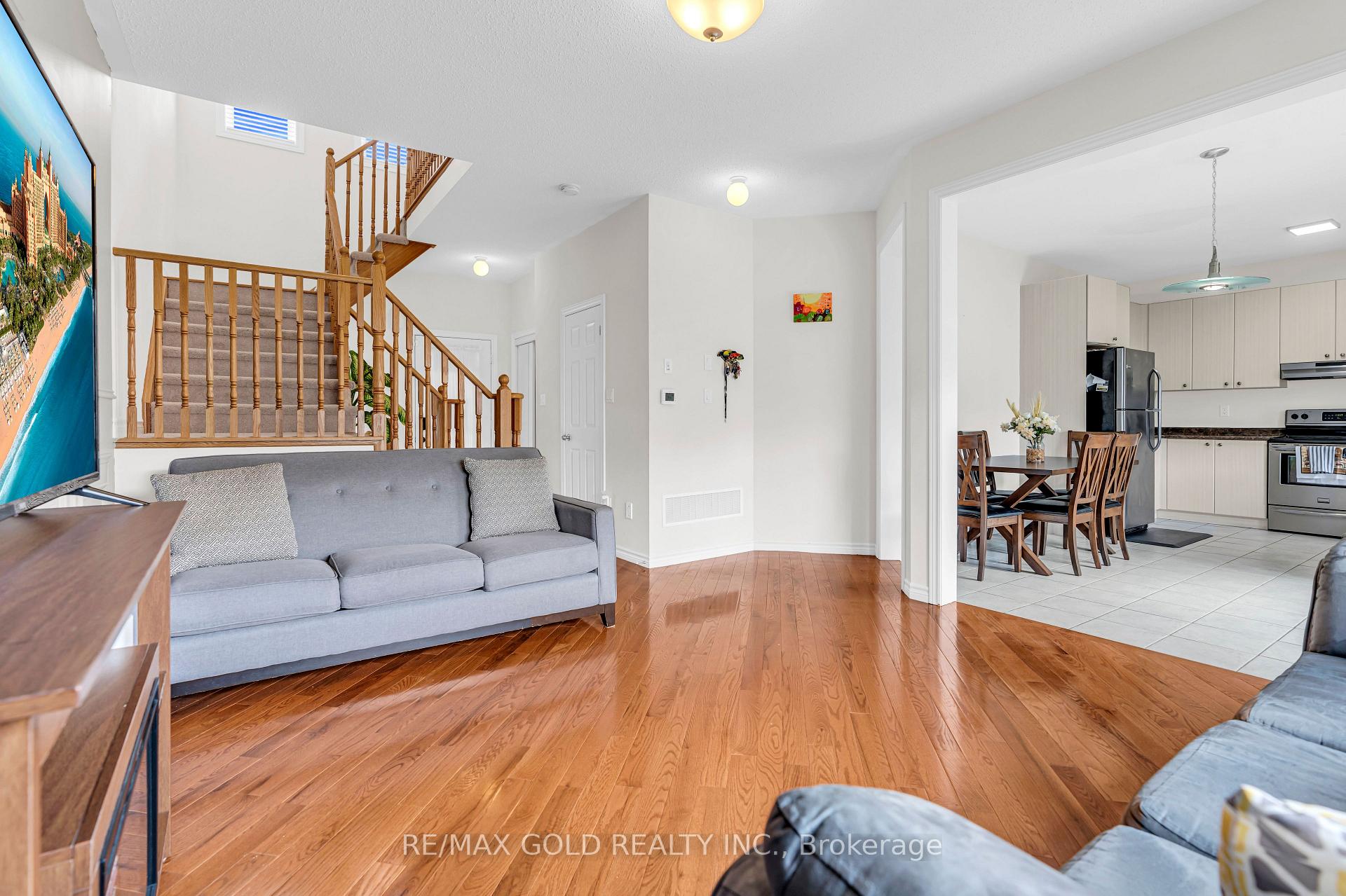 Photo 11 of 441 Tansley Street, Shelburne — HOMEH