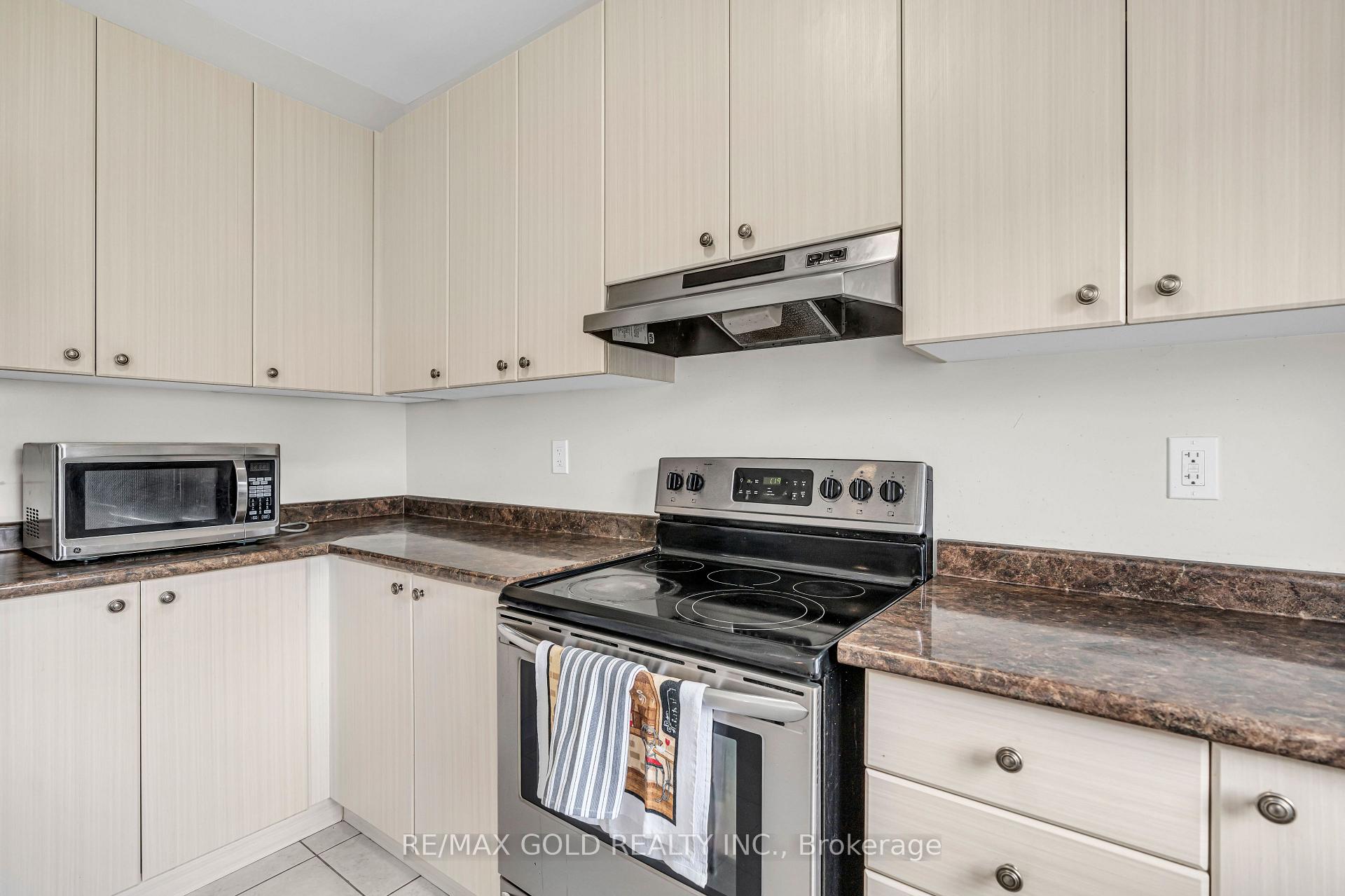 Photo 19 of 441 Tansley Street, Shelburne — HOMEH