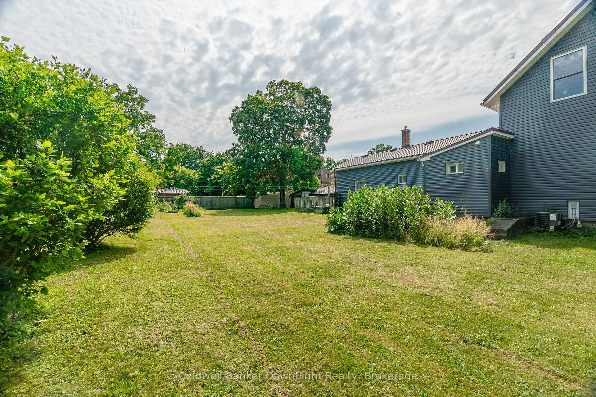 Photo 5 of 296 Carling Street, South Huron, Exeter — HOMEH