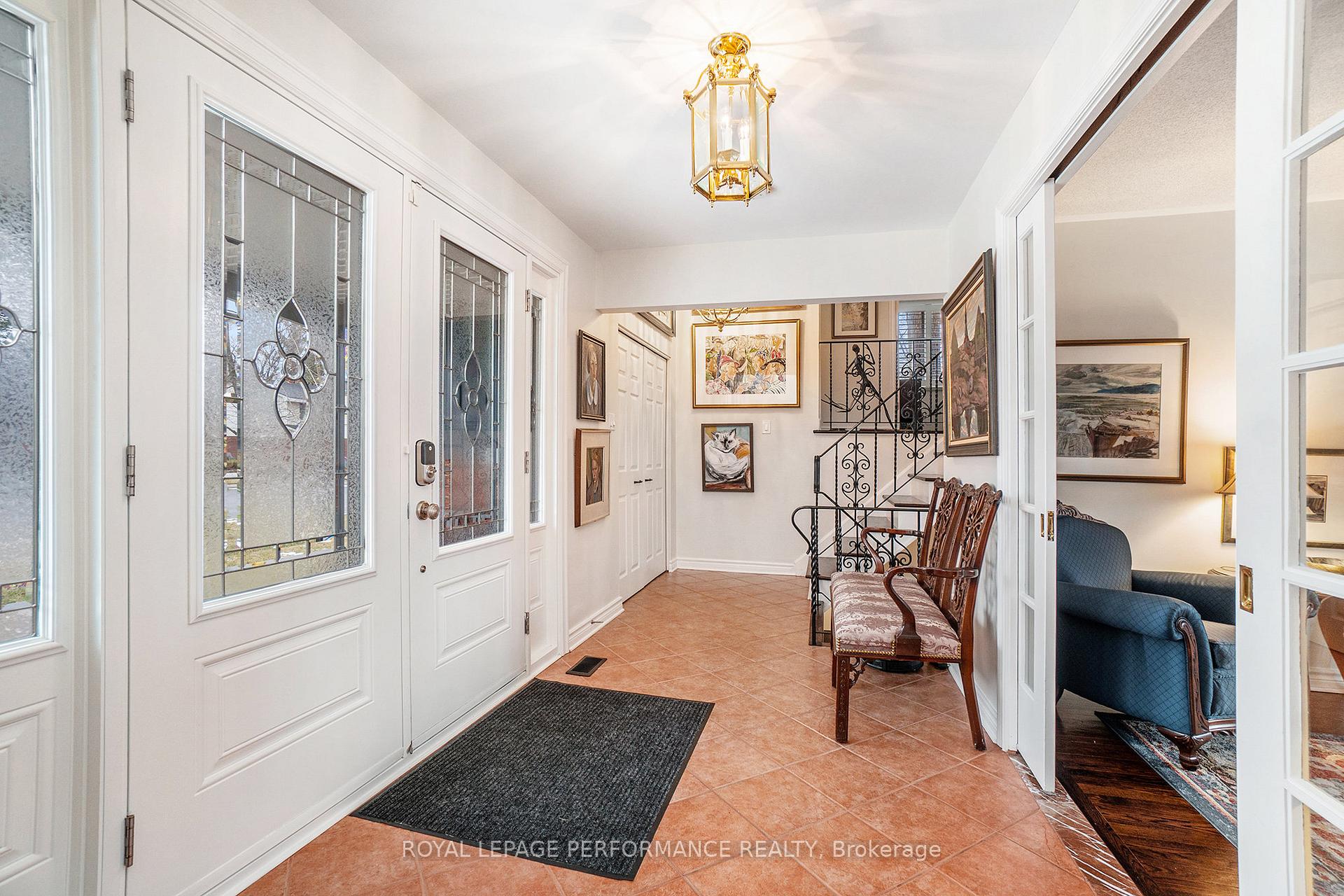 Photo 19 of 14 Riverbrook Road, Ottawa, Arlington Woods — HOMEH