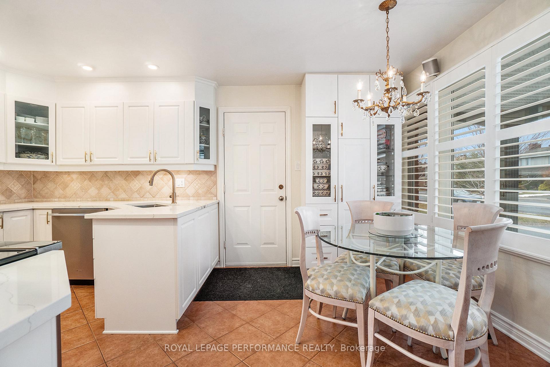 Photo 23 of 14 Riverbrook Road, Ottawa, Arlington Woods — HOMEH