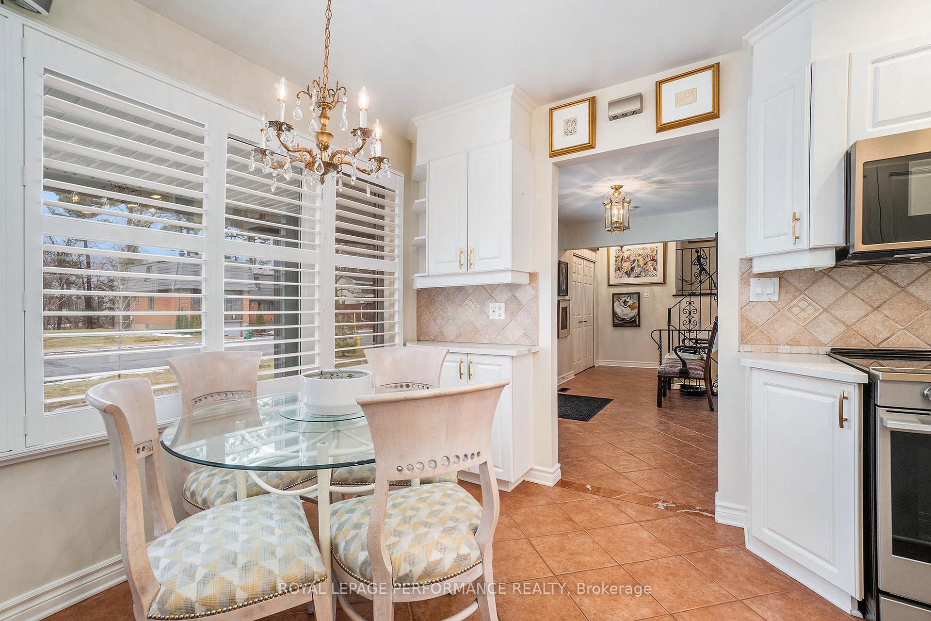 Photo 24 of 14 Riverbrook Road, Ottawa, Arlington Woods — HOMEH