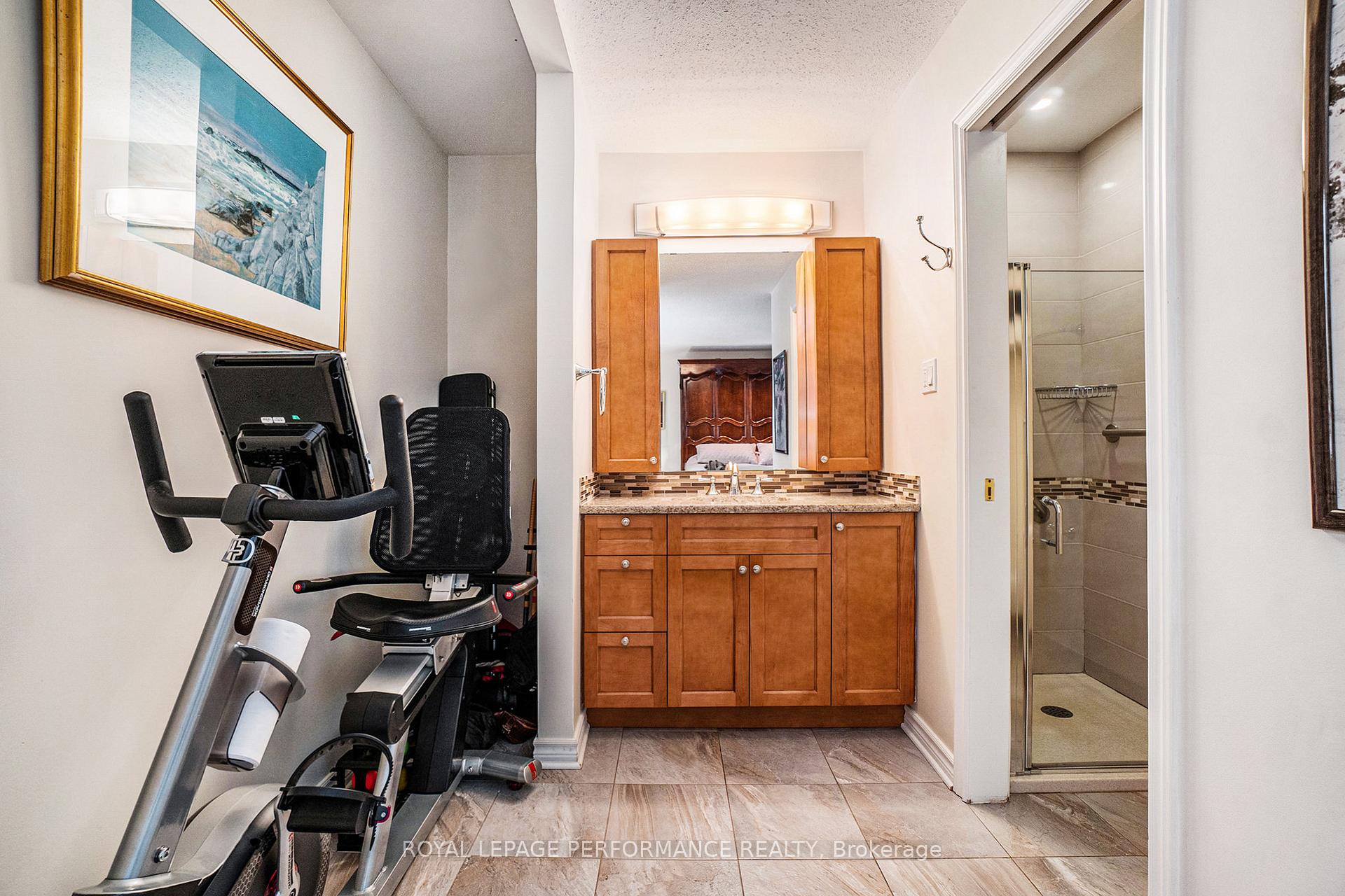 Photo 41 of 14 Riverbrook Road, Ottawa, Arlington Woods — HOMEH