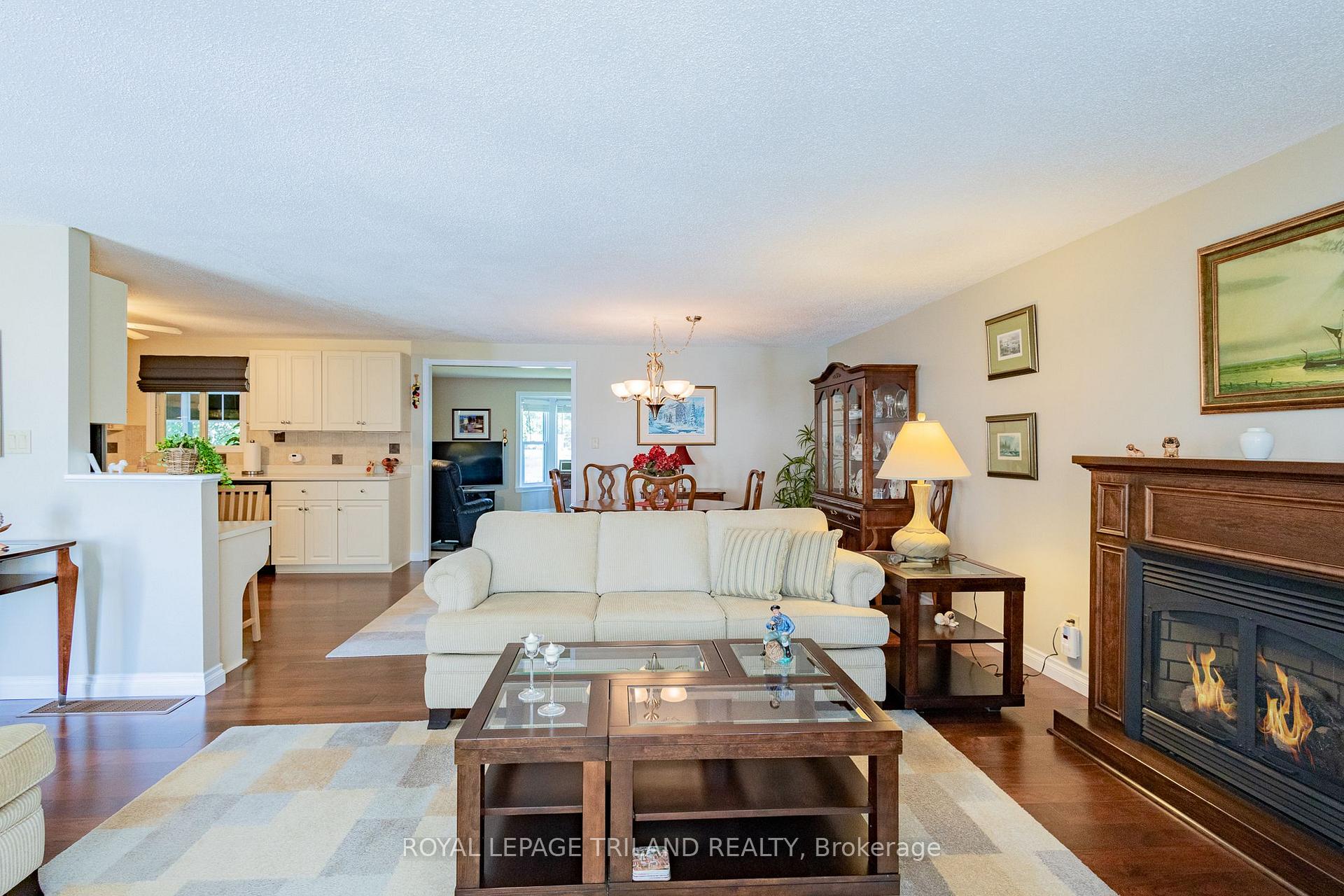 Photo 15 of 387 Augusta Crescent, South Huron, Stephen — HOMEH