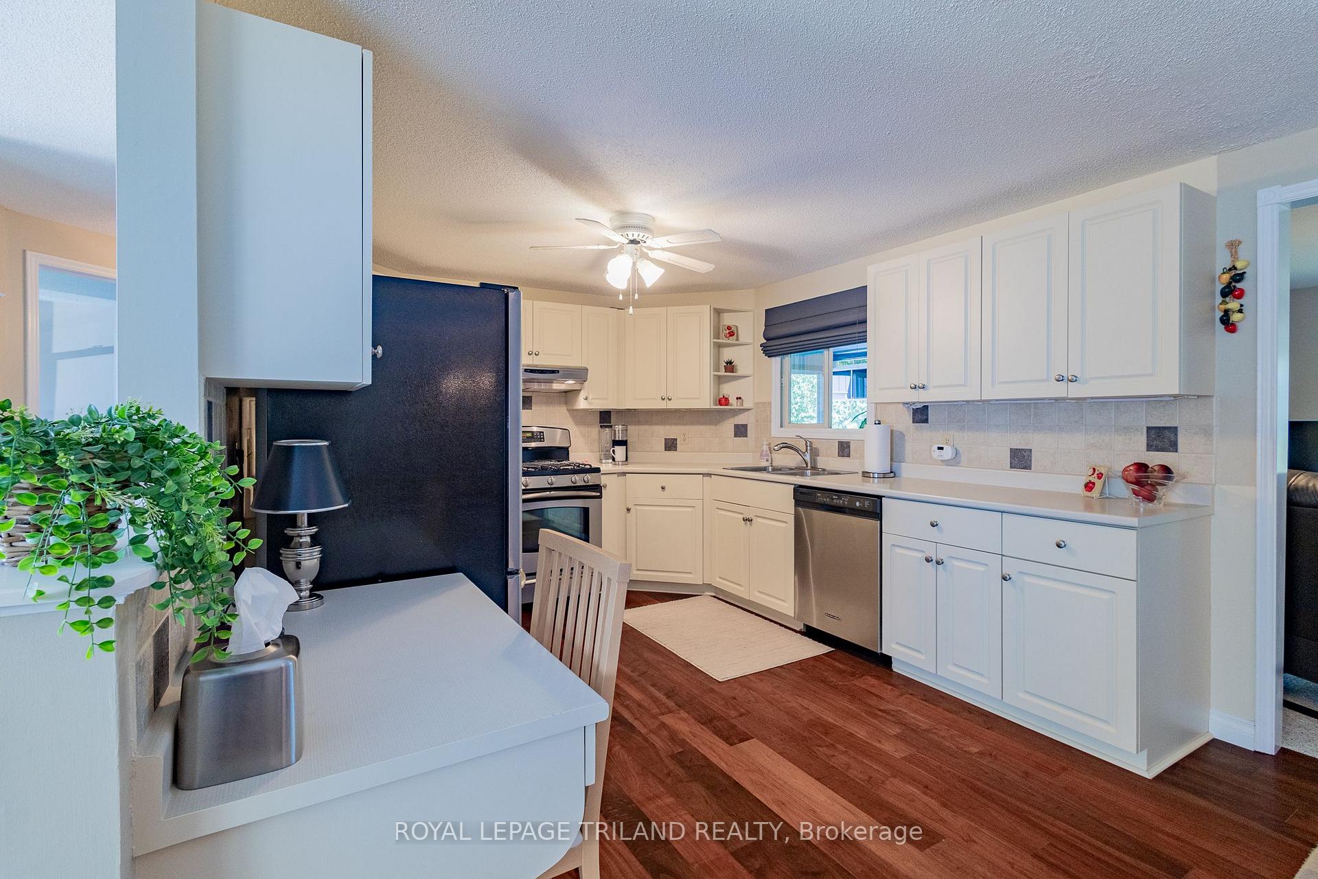 Photo 16 of 387 Augusta Crescent, South Huron, Stephen — HOMEH