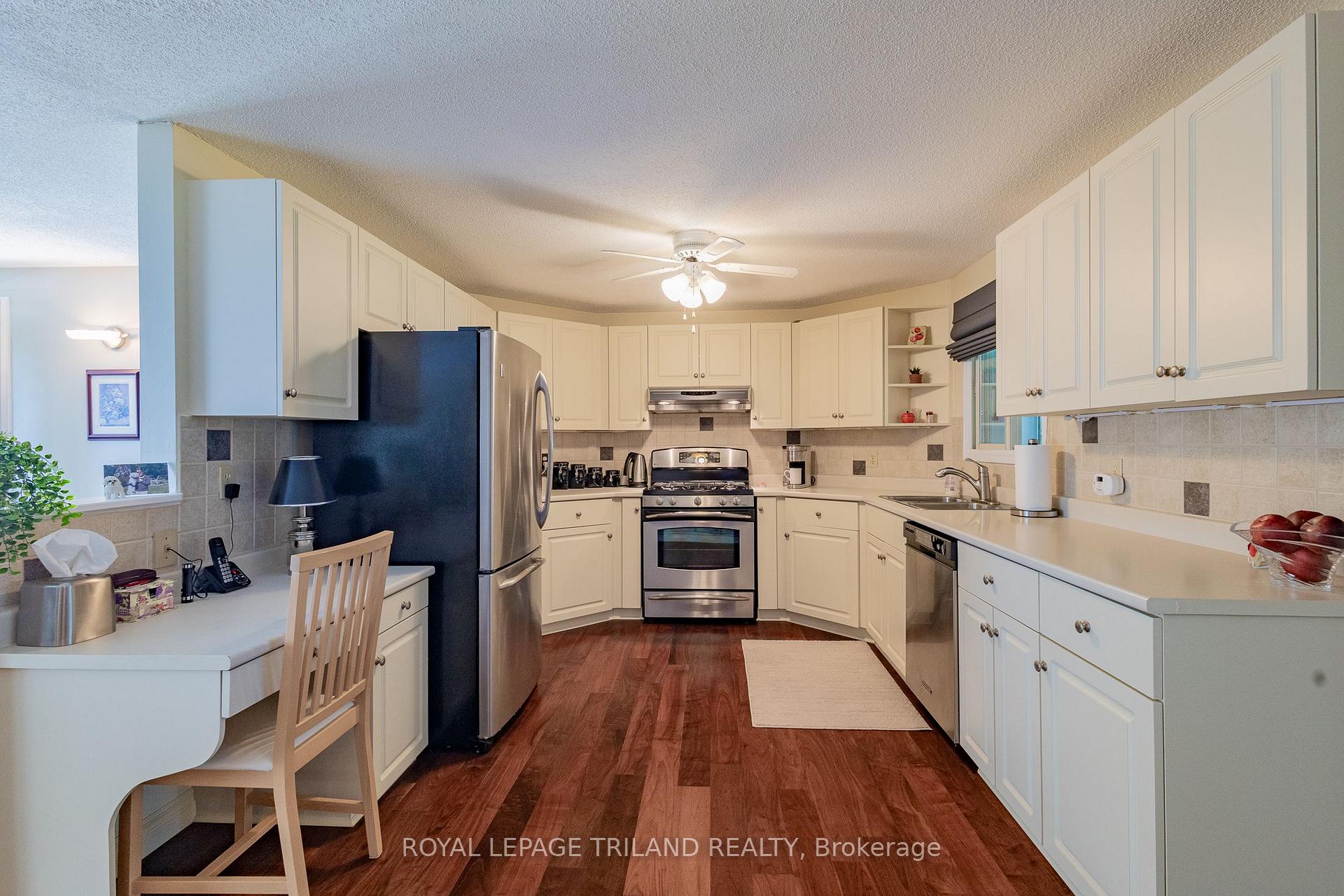 Photo 17 of 387 Augusta Crescent, South Huron, Stephen — HOMEH