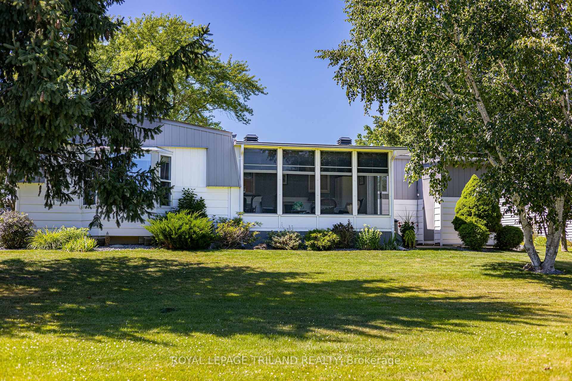 Photo 33 of 387 Augusta Crescent, South Huron, Stephen — HOMEH