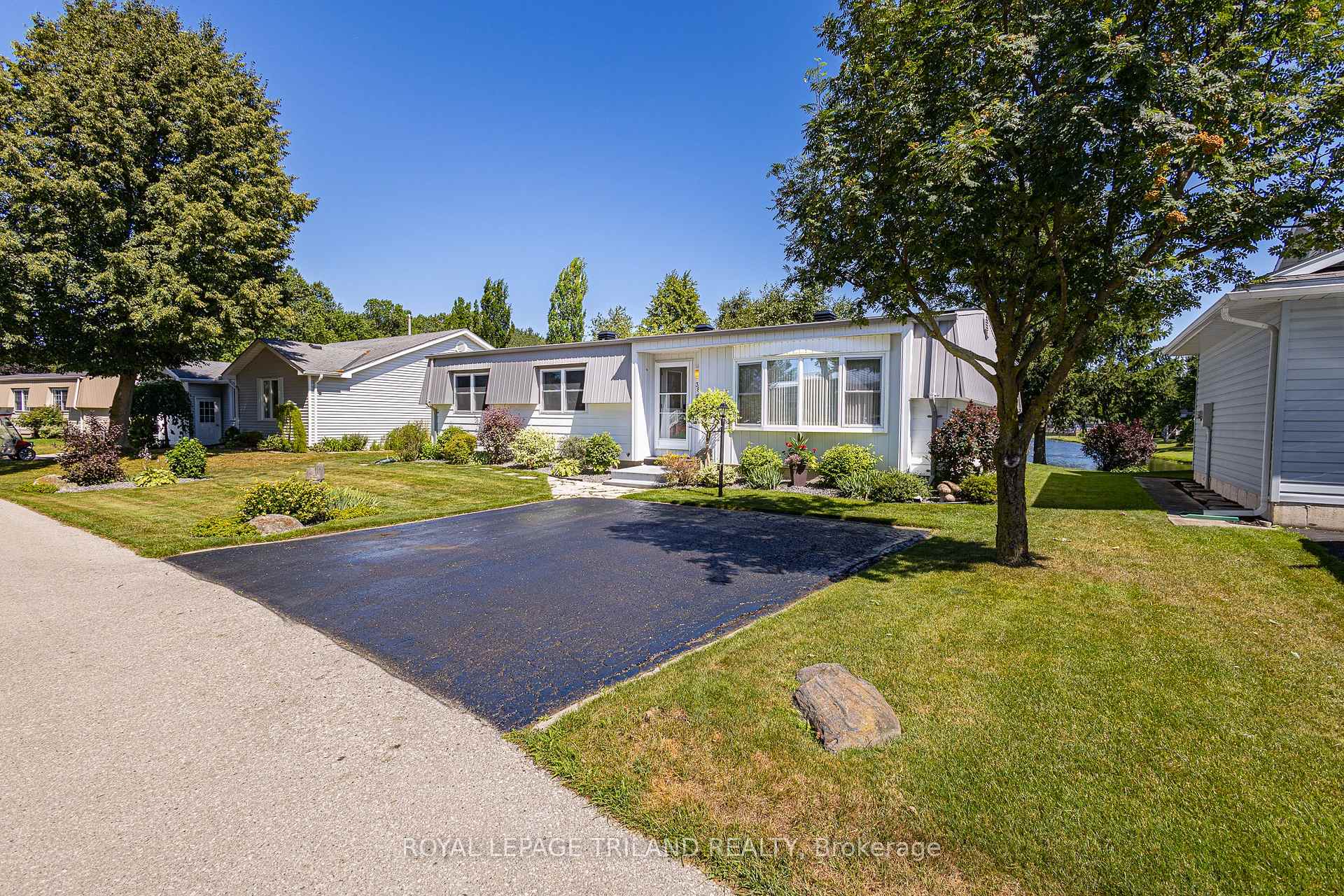 Photo 42 of 387 Augusta Crescent, South Huron, Stephen — HOMEH