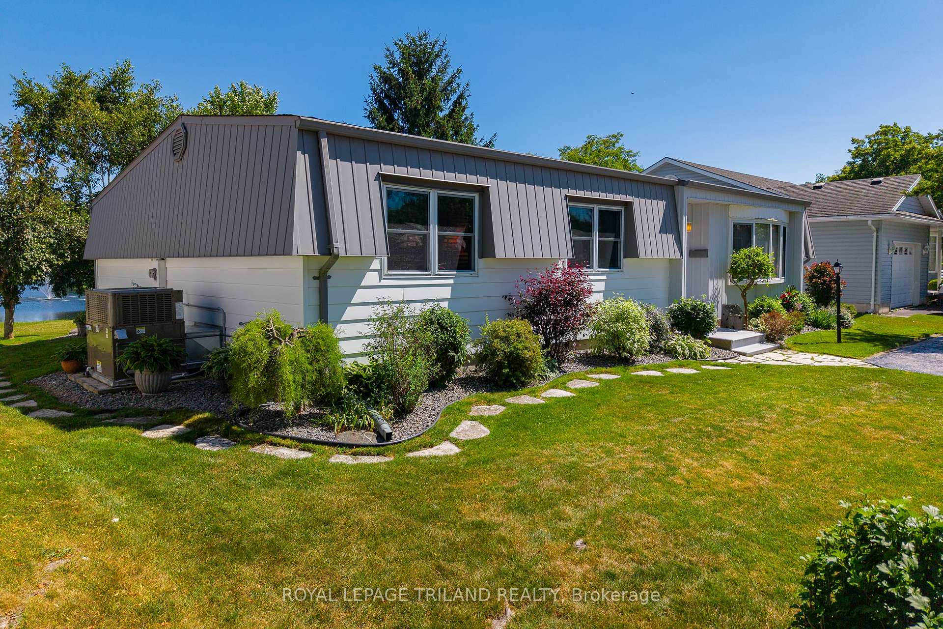 Photo 43 of 387 Augusta Crescent, South Huron, Stephen — HOMEH