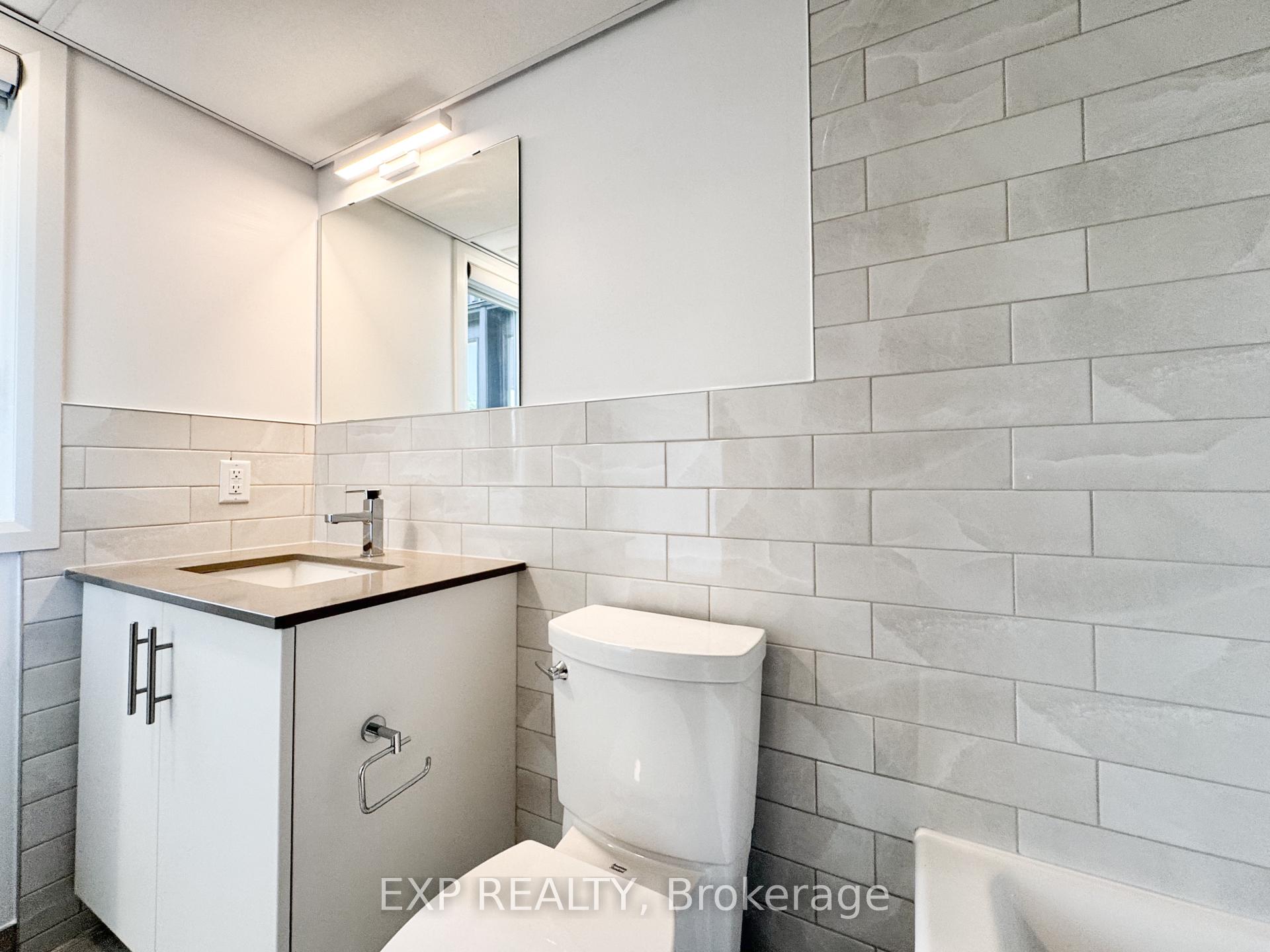 Photo 26 of Unit E, 25 Fair Oaks Crescent E, Ottawa, Craig Henry/Woodvale — HOMEH