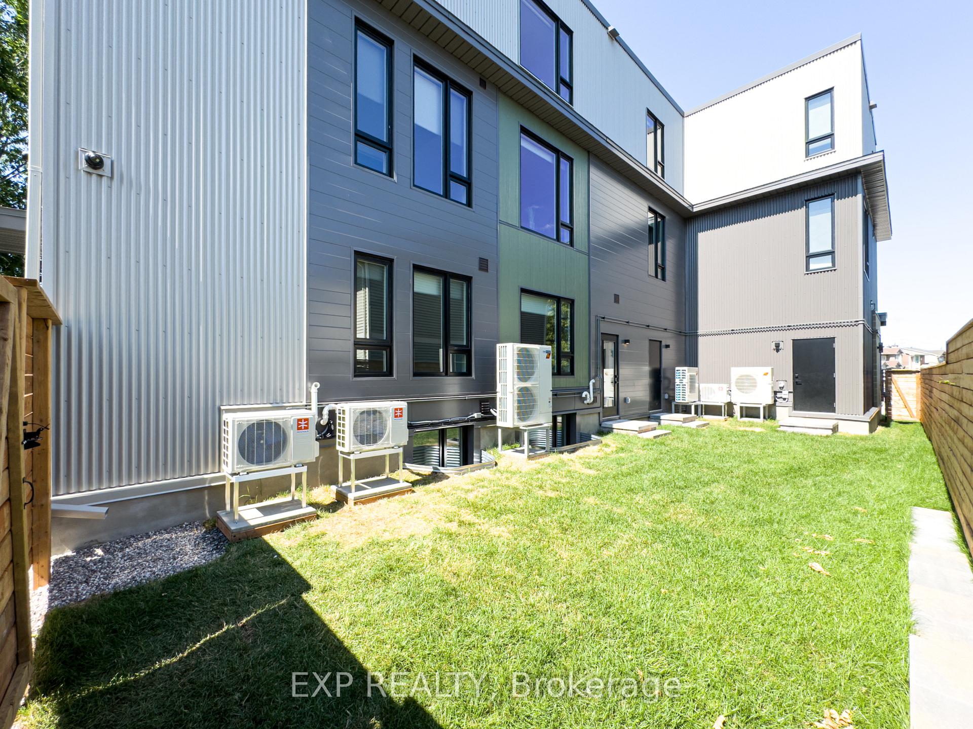Photo 29 of Unit E, 25 Fair Oaks Crescent E, Ottawa, Craig Henry/Woodvale — HOMEH