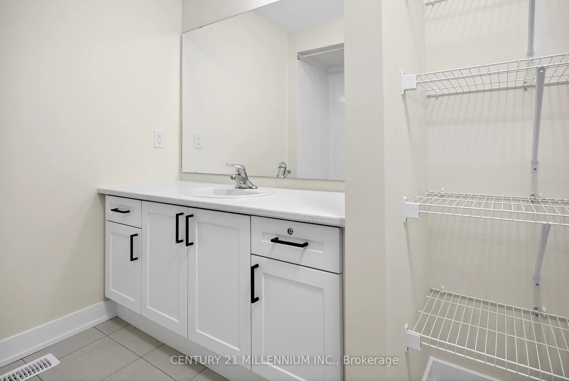 Photo 18 of 116 Gordon Street, Shelburne — HOMEH