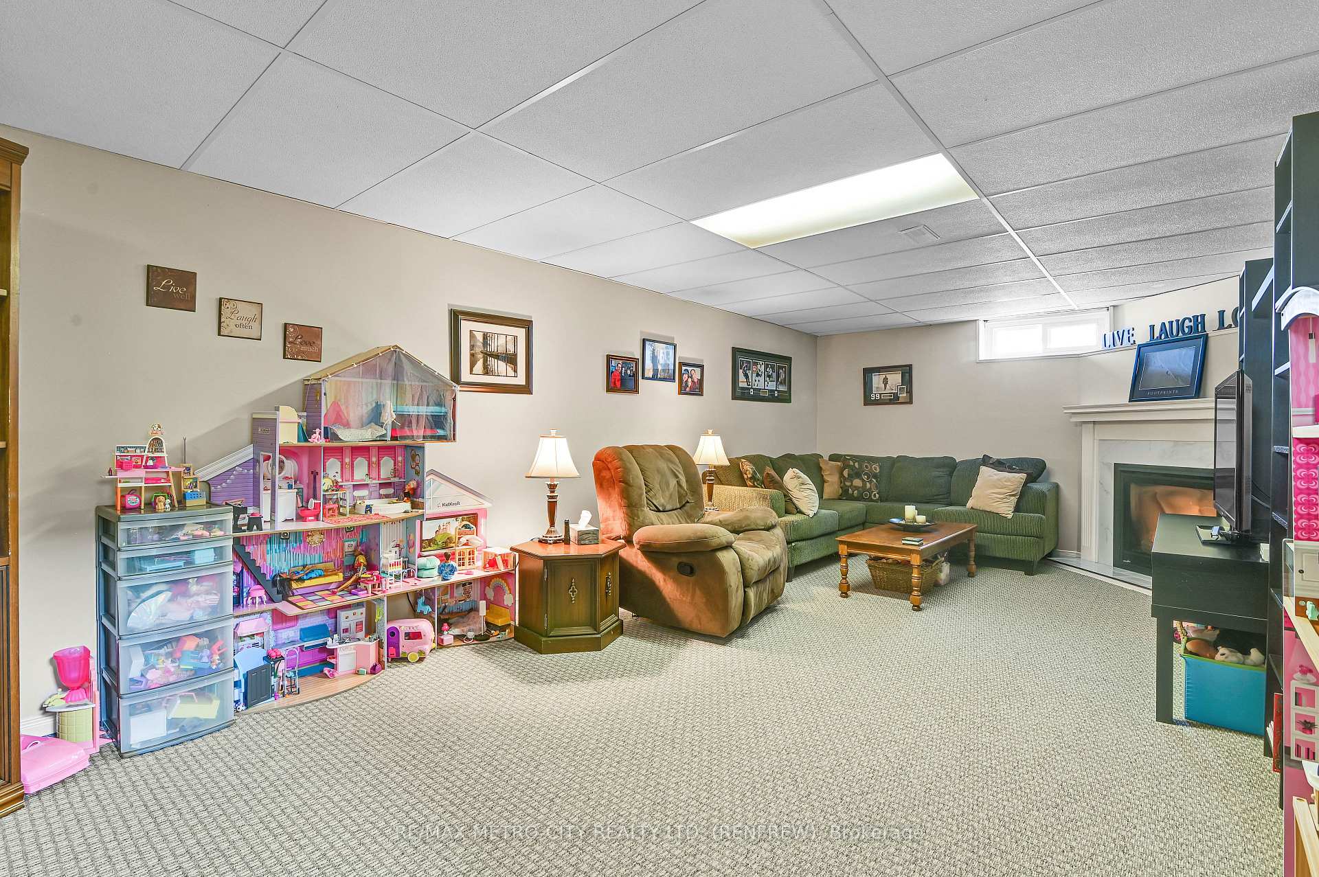 Photo 23 of 346 Martin Street, Renfrew — HOMEH