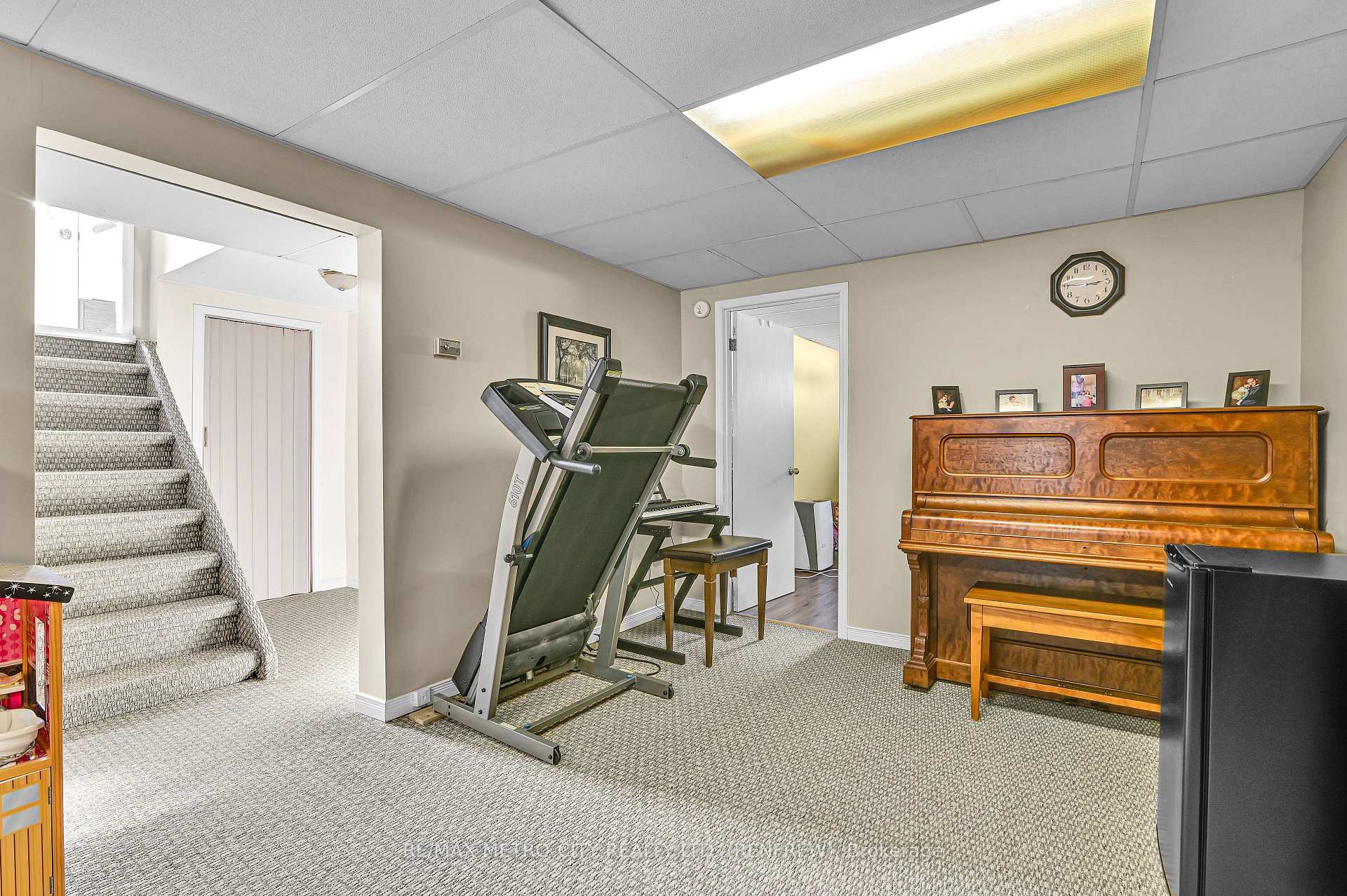 Photo 27 of 346 Martin Street, Renfrew — HOMEH