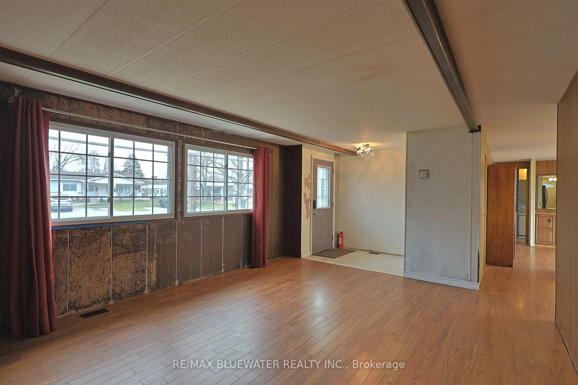 Photo 4 of 39 St Andrews Place, South Huron, Stephen — HOMEH