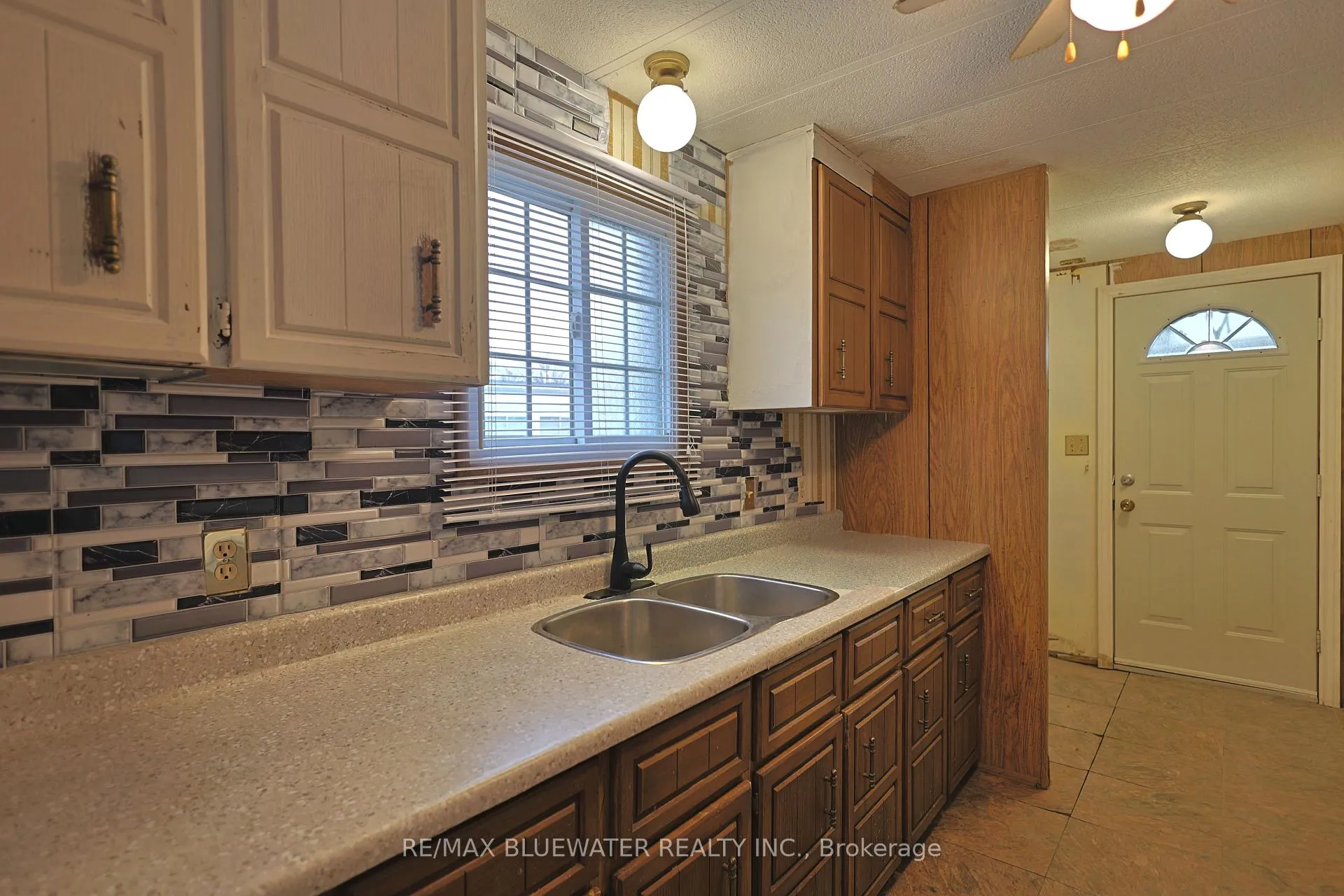 Photo 16 of 39 St Andrews Place, South Huron, Stephen — HOMEH