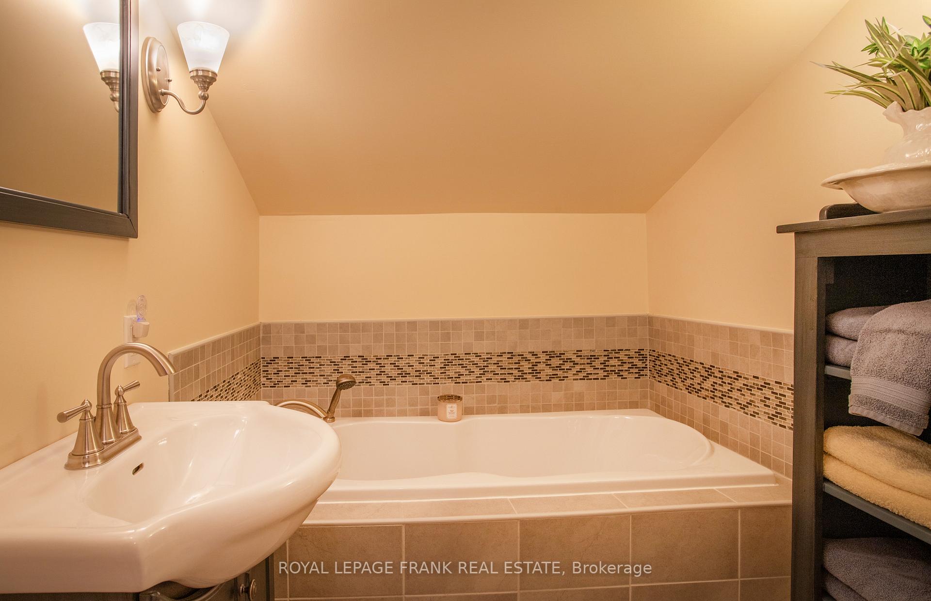 Photo 33 of 1188 Cragg Road, Scugog, Rural Scugog — HOMEH