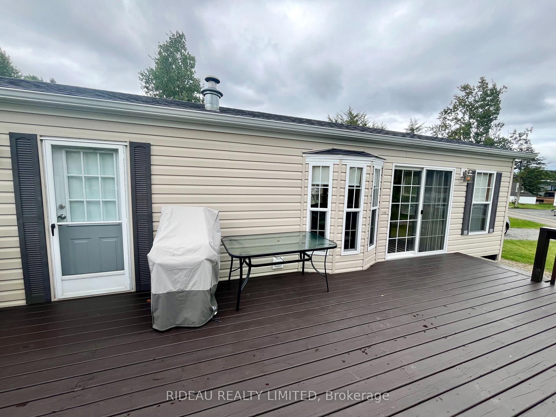 Photo 5 of 72 Rideau Mac Resort Road, Rideau Lakes, Rideau Lakes (South Elmsley) Twp — HOMEH