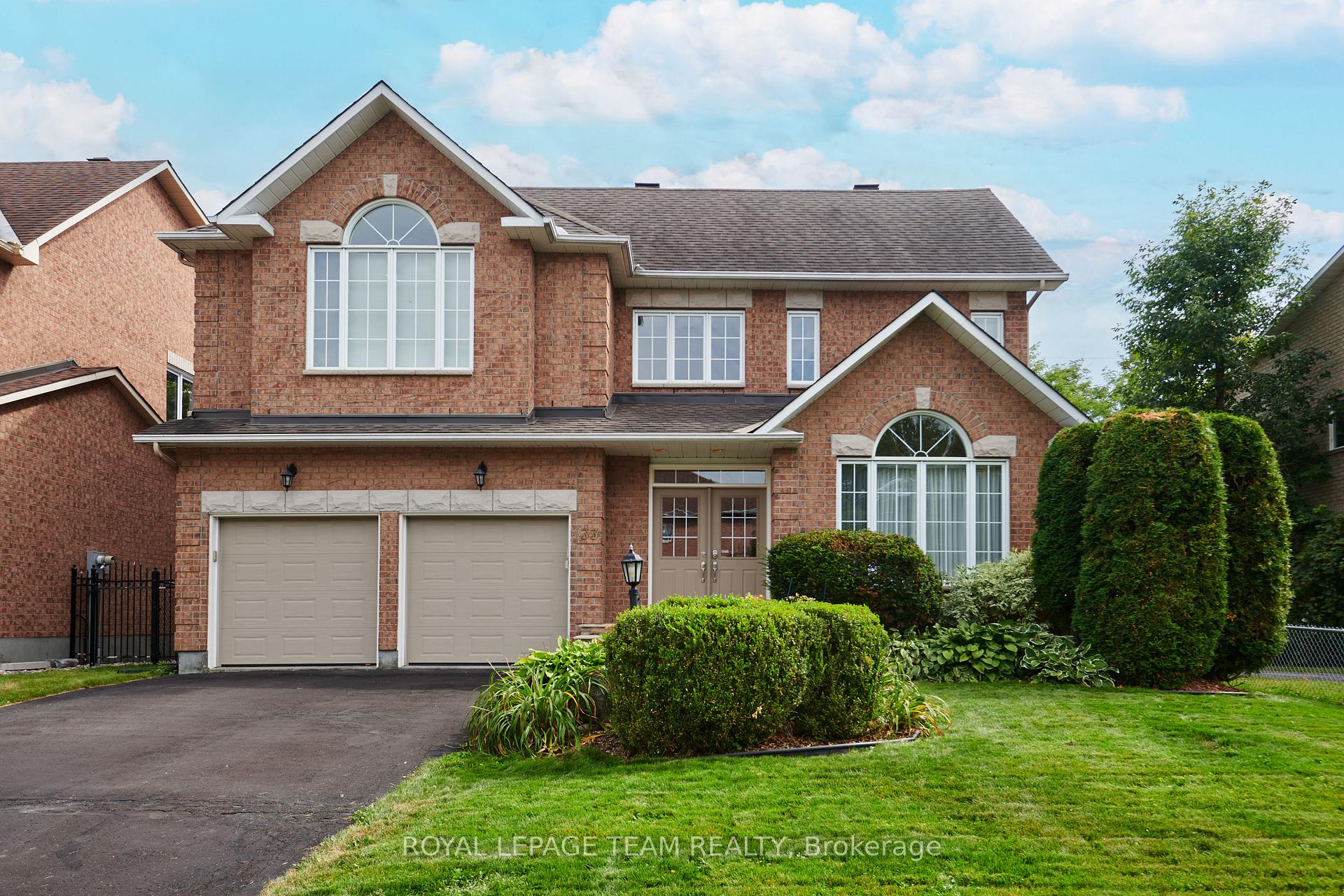 Photo 1 of 33 Northgate Street S, Ottawa, Centrepointe — HOMEH