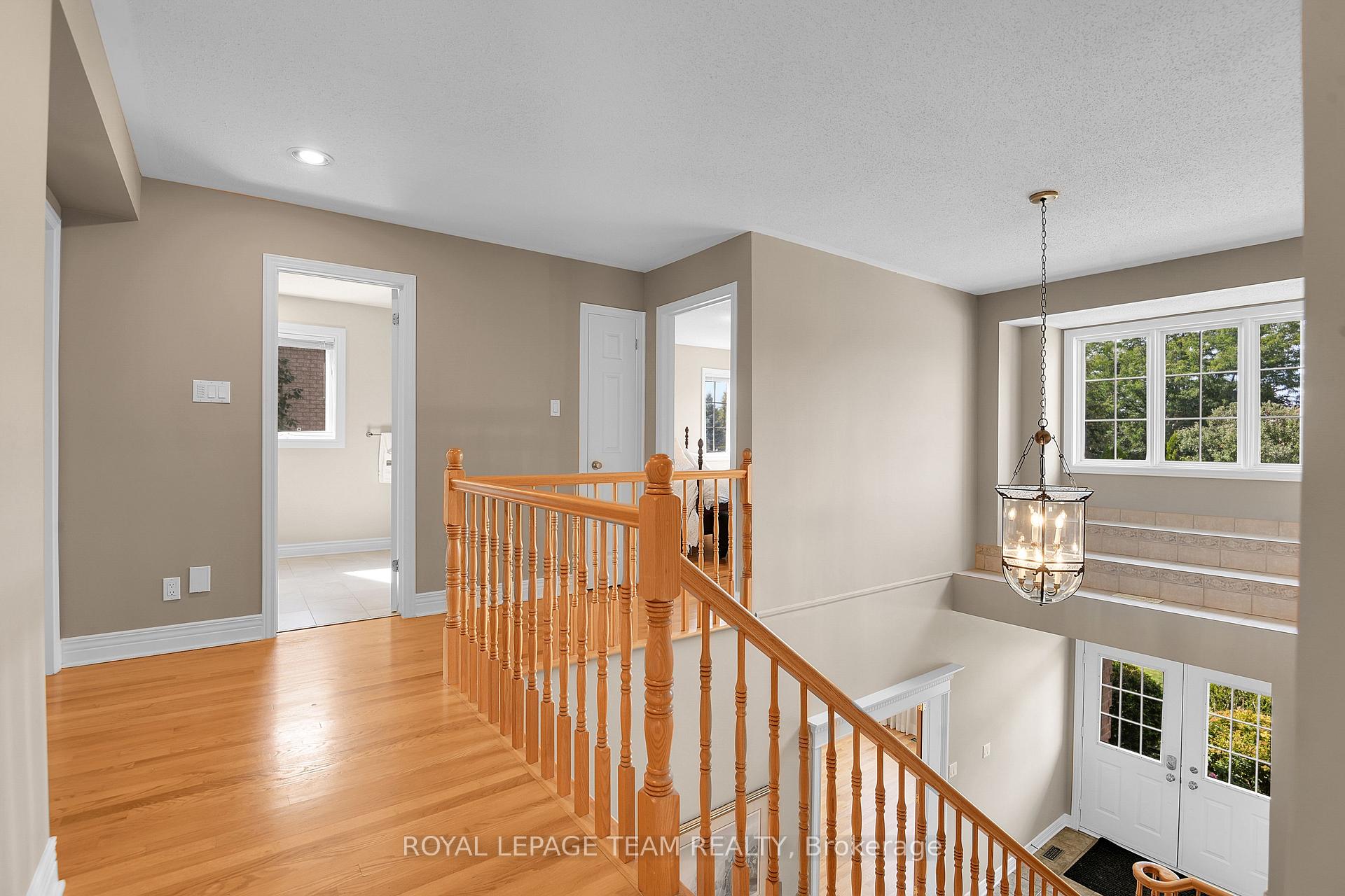 Photo 19 of 33 Northgate Street S, Ottawa, Centrepointe — HOMEH
