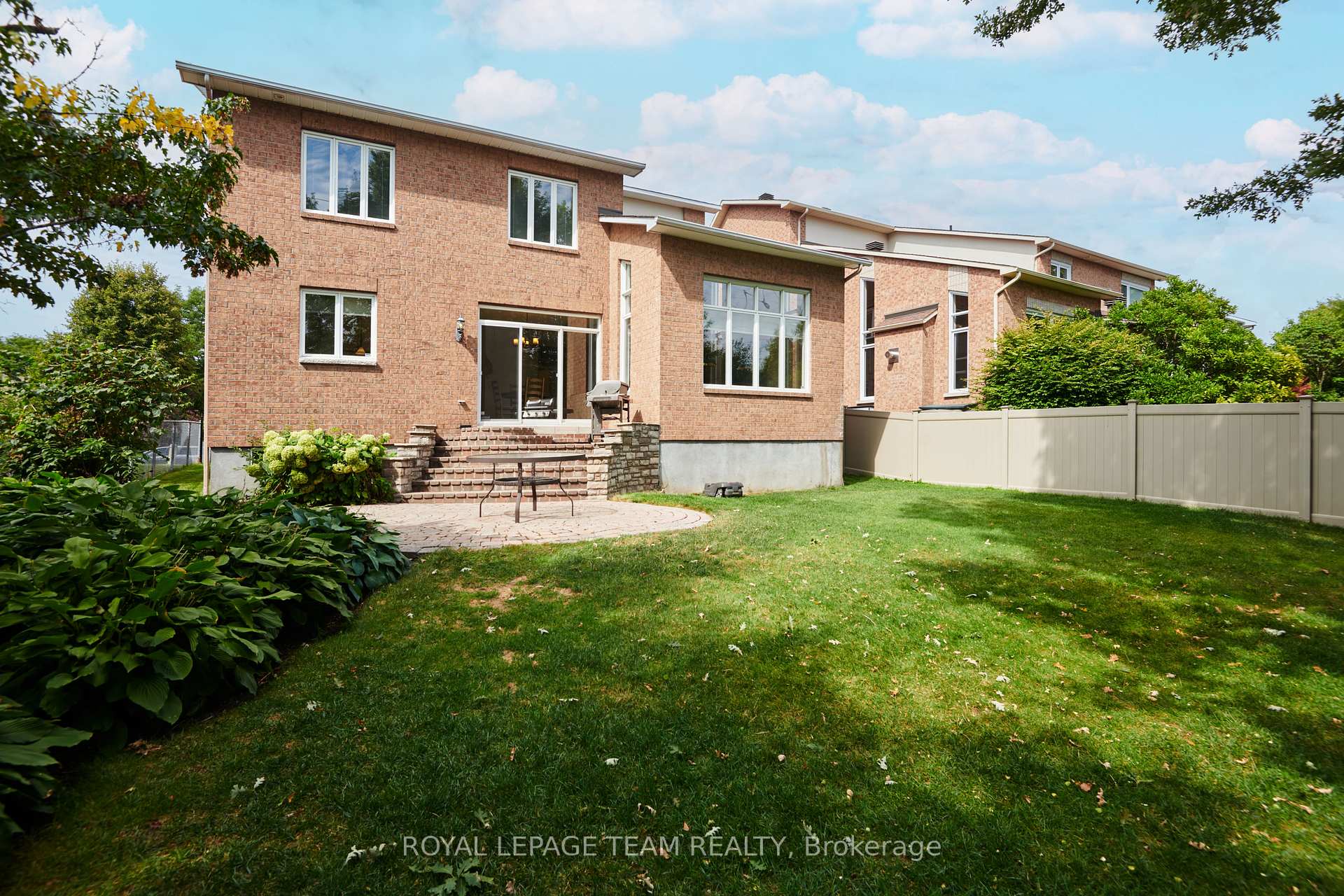 Photo 32 of 33 Northgate Street S, Ottawa, Centrepointe — HOMEH
