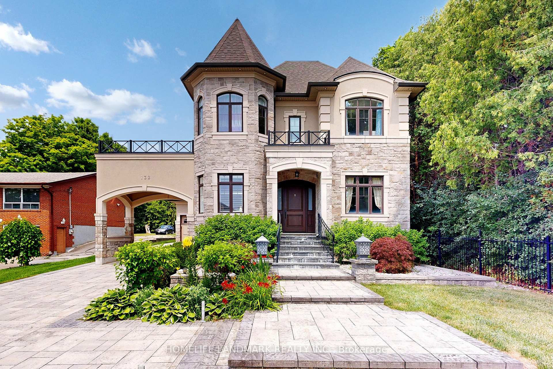 Front of 132 Pemberton Road