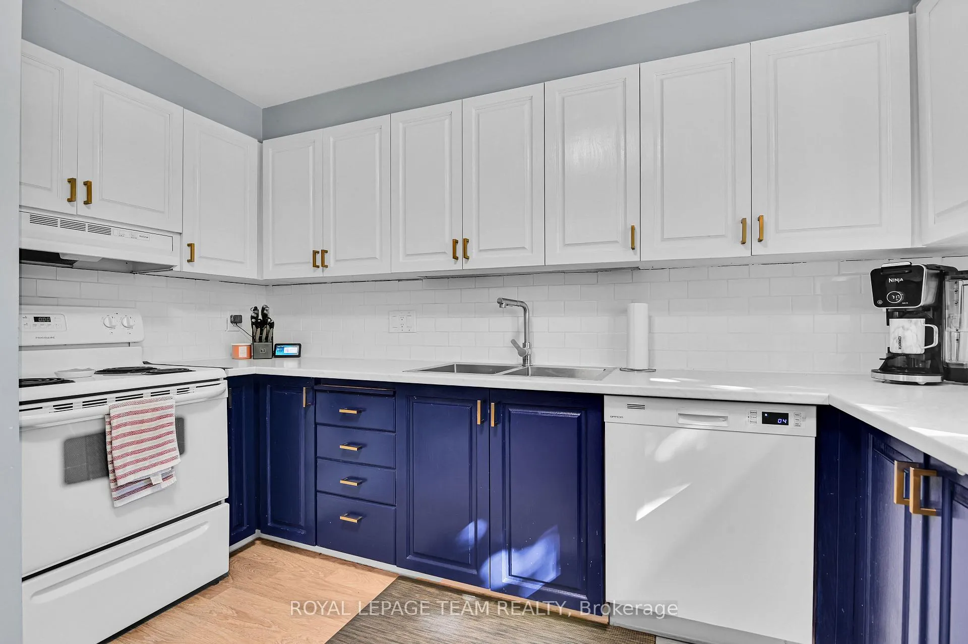 Photo 16 of 140 Centrepointe Drive, Ottawa, Centrepointe — HOMEH