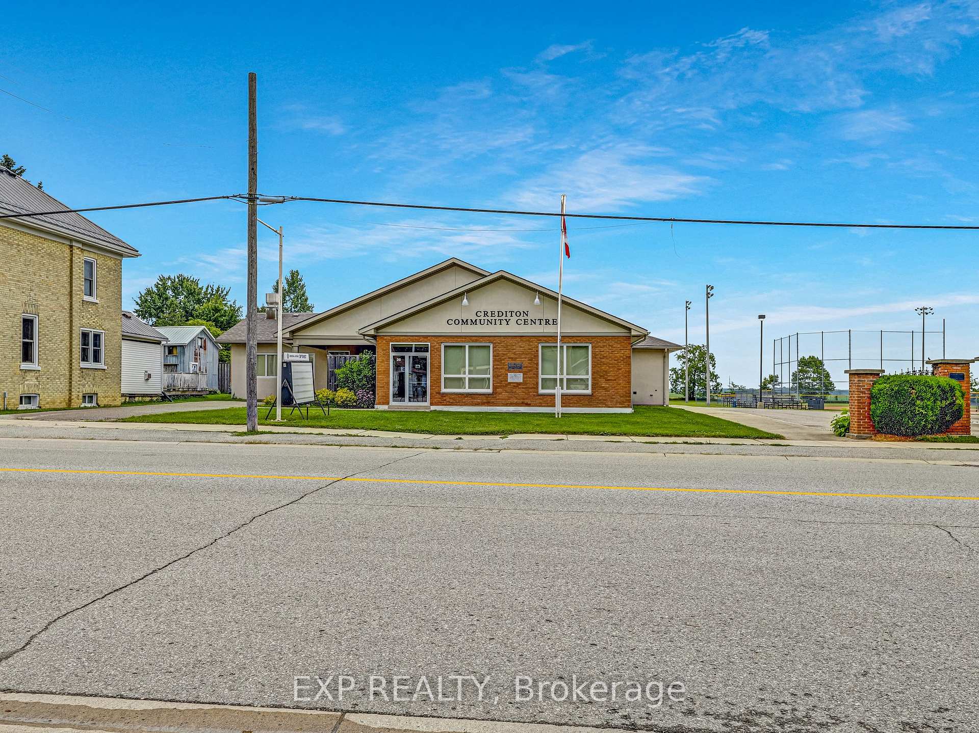 Photo 35 of 56 Victoria Avenue E, South Huron, Stephen — HOMEH