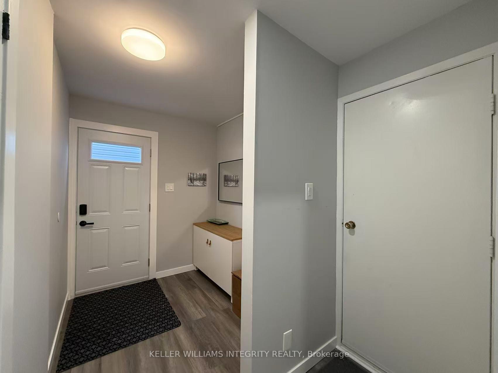 Photo 4 of 106 Elvaston Avenue, Ottawa, Craig Henry/Woodvale — HOMEH