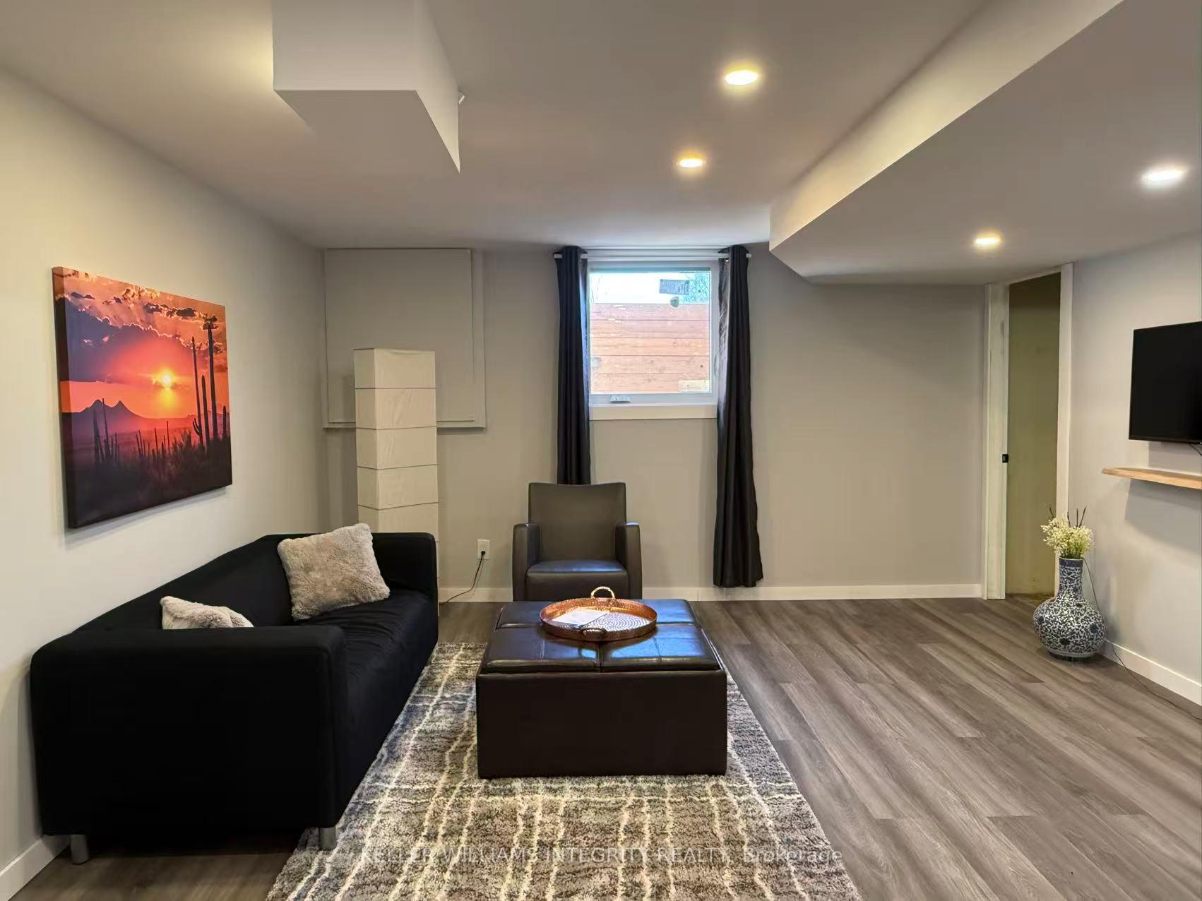 Photo 5 of 106 Elvaston Avenue, Ottawa, Craig Henry/Woodvale — HOMEH