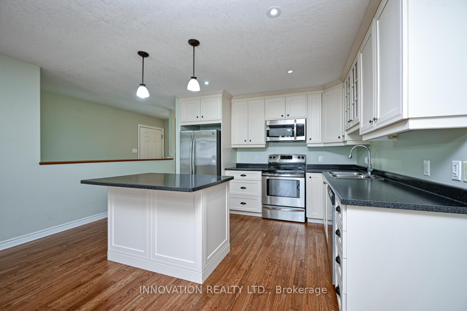 Photo 7 of 28 Code Crescent, Smiths Falls — HOMEH
