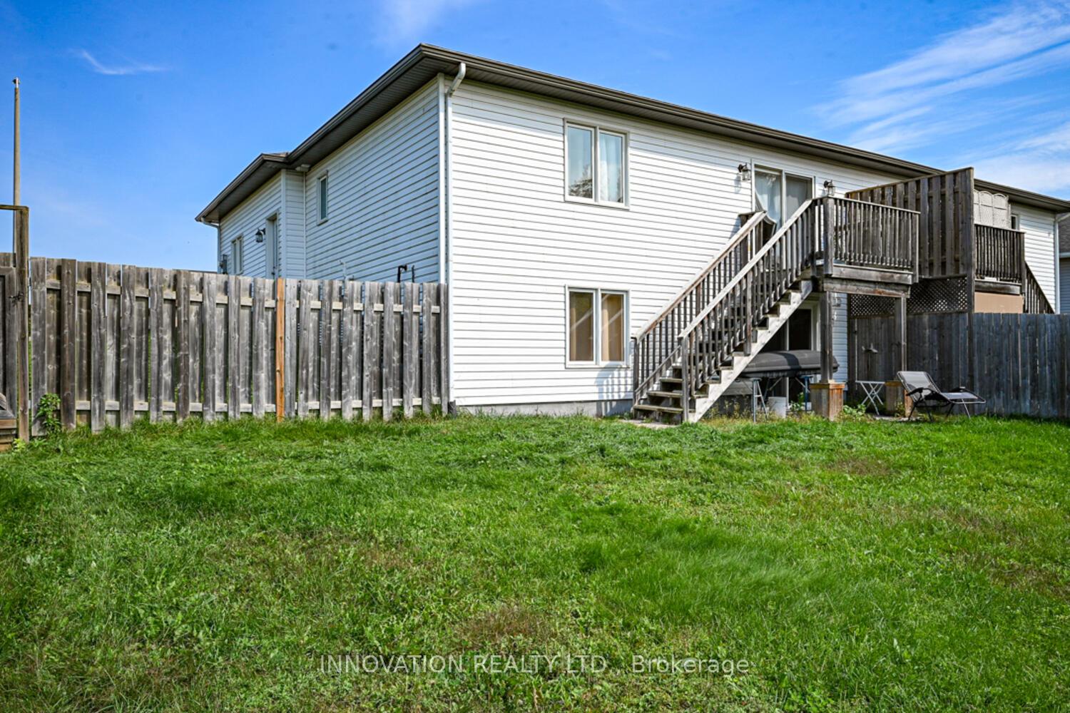 Photo 24 of 28 Code Crescent, Smiths Falls — HOMEH