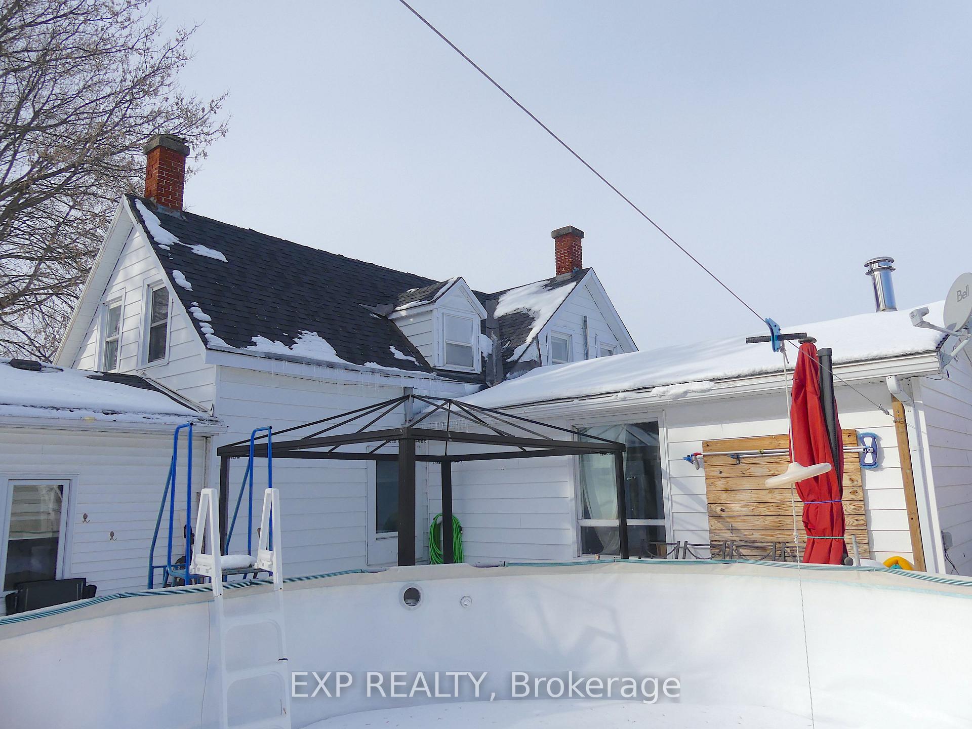 Photo 22 of 235 Renfrew Avenue W, Renfrew — HOMEH