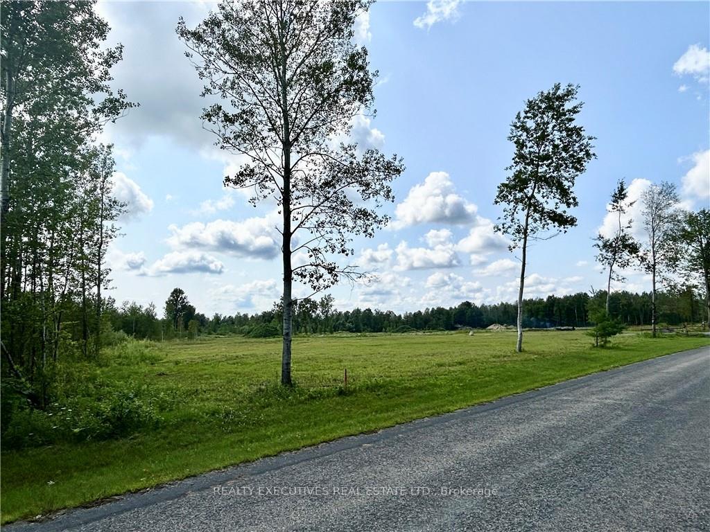 Photo 6 of 3308 Wallace Road, South Dundas, South Dundas (Matilda) Twp — HOMEH