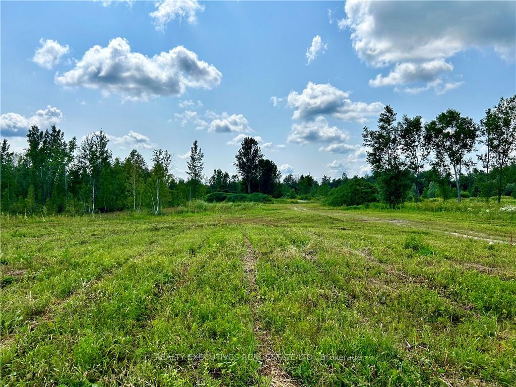 Photo 16 of 3308 Wallace Road, South Dundas, South Dundas (Matilda) Twp — HOMEH