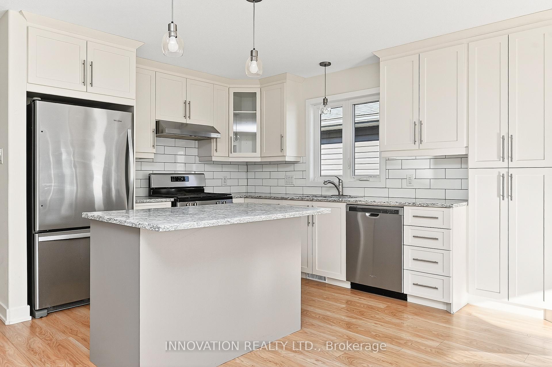 Photo 5 of 5 Lee Avenue, Smiths Falls — HOMEH