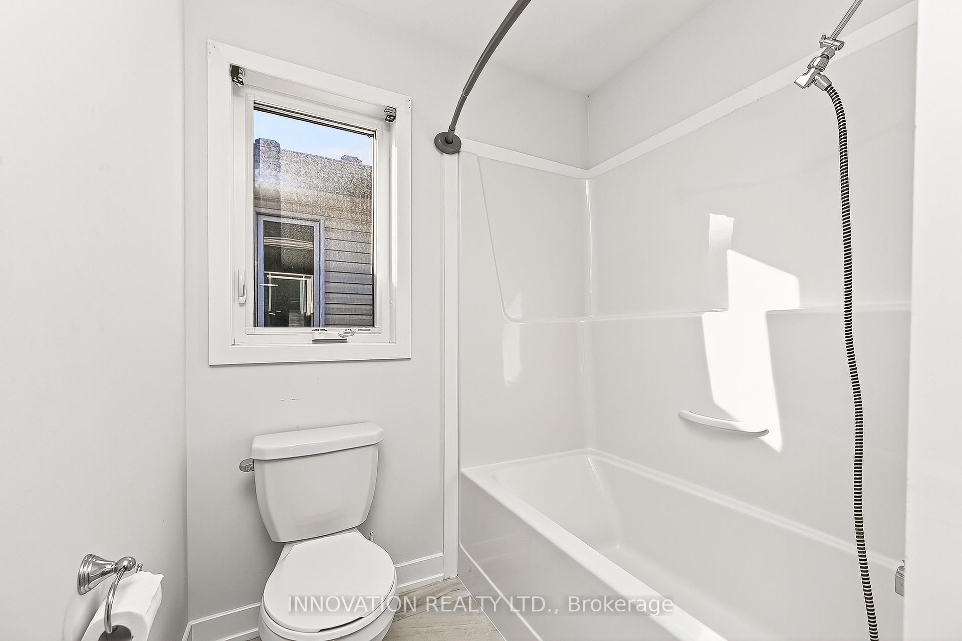 Photo 15 of 5 Lee Avenue, Smiths Falls — HOMEH