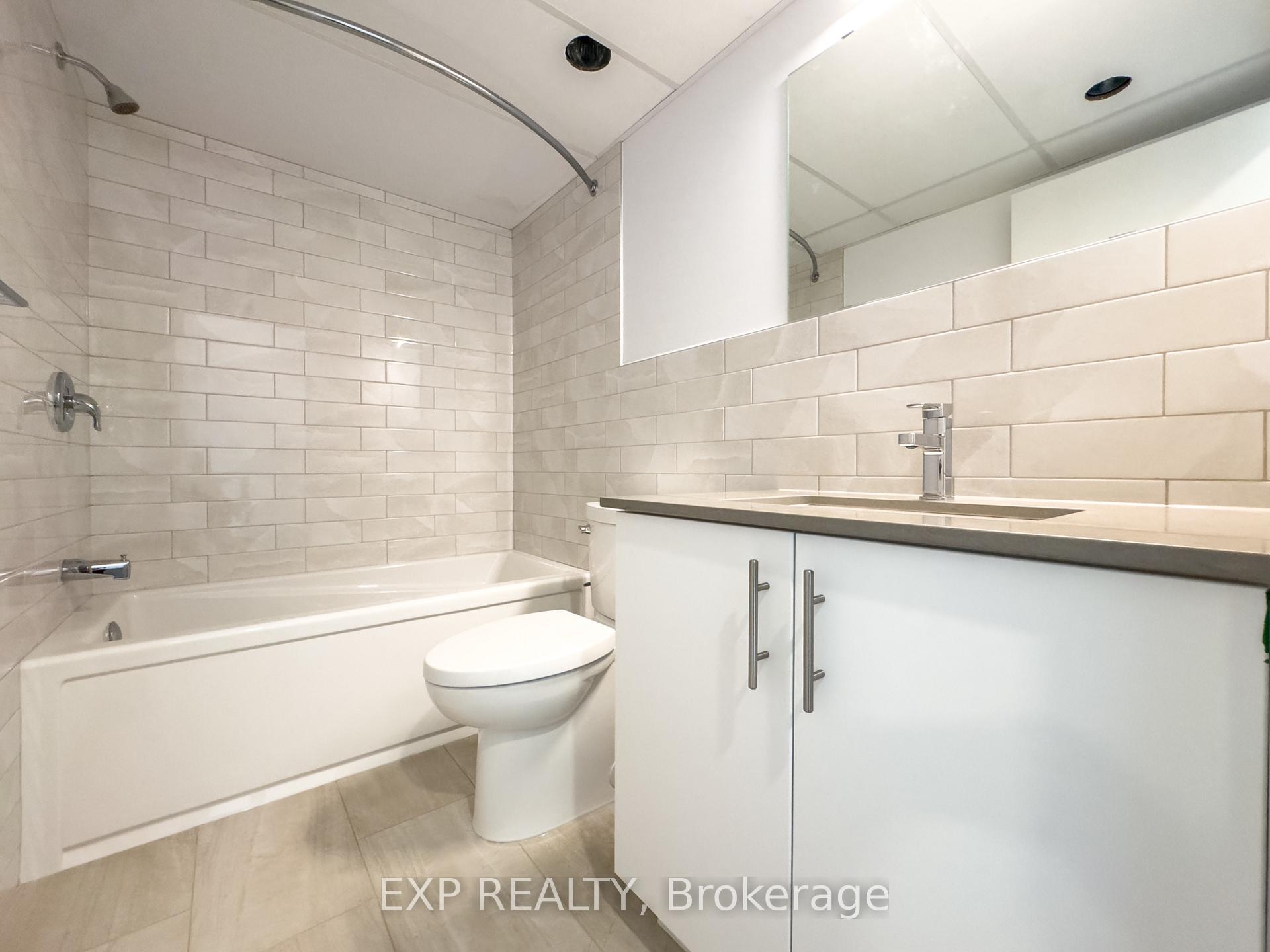 Photo 19 of Unit A, 25 Fair Oaks Crescent, Ottawa, Craig Henry/Woodvale — HOMEH
